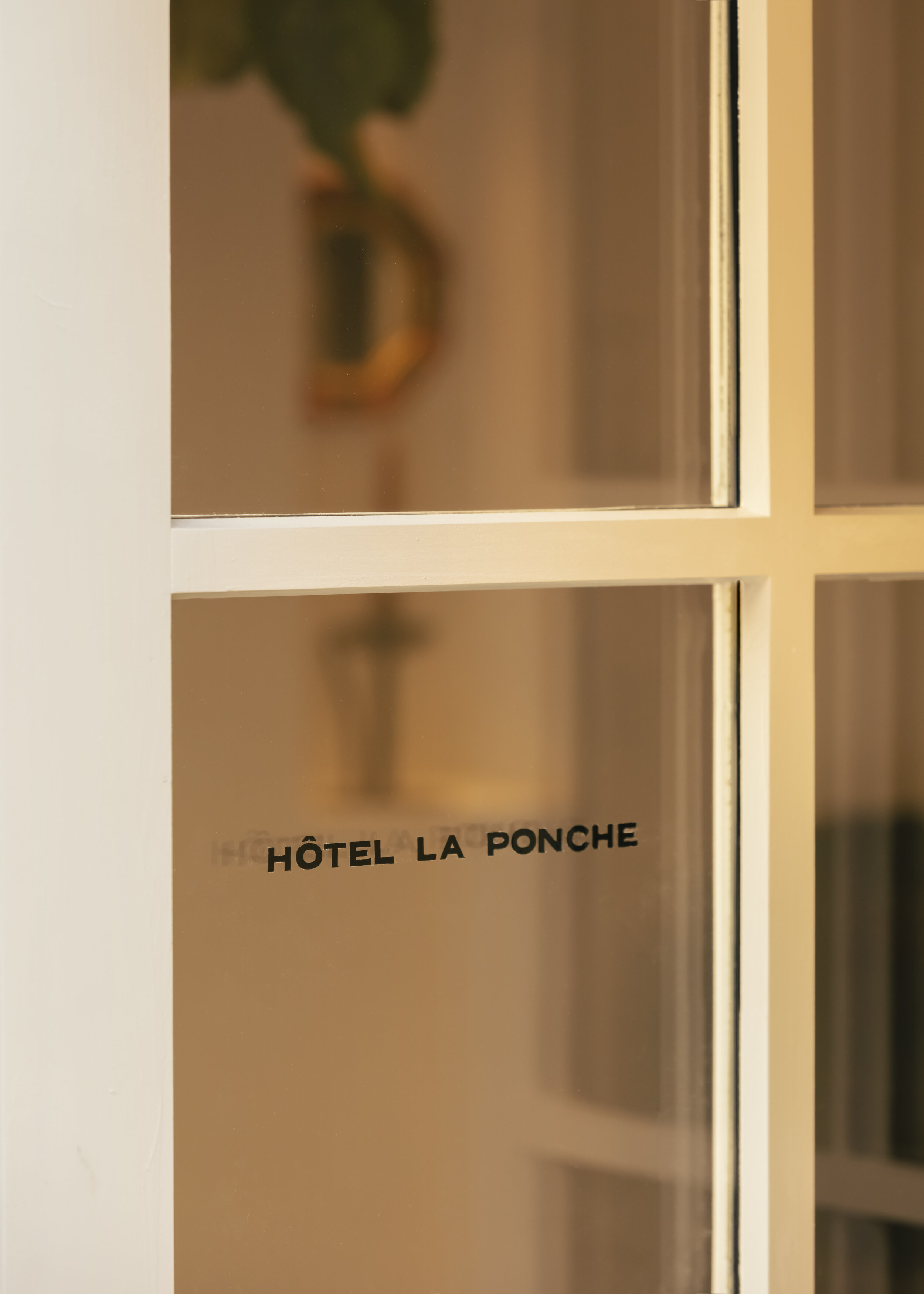 Hotel-Weekend-Barefoot-Luxury-La-Ponche-Saint-Tropez-Hotel.jpg