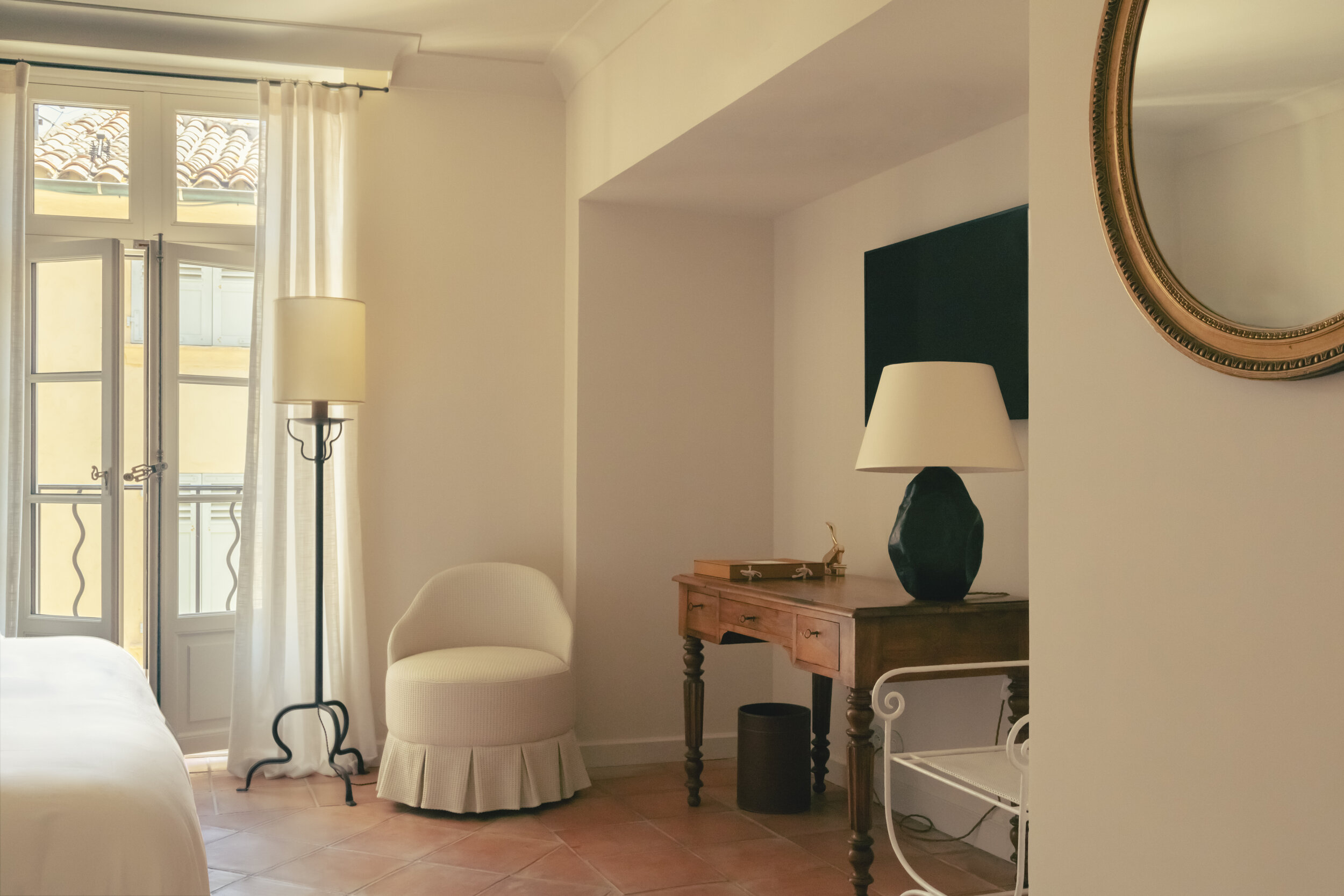 Hotel-Weekend-Barefoot-Luxury-La-Ponche-Saint-Tropez-Hotel-rooms.jpg