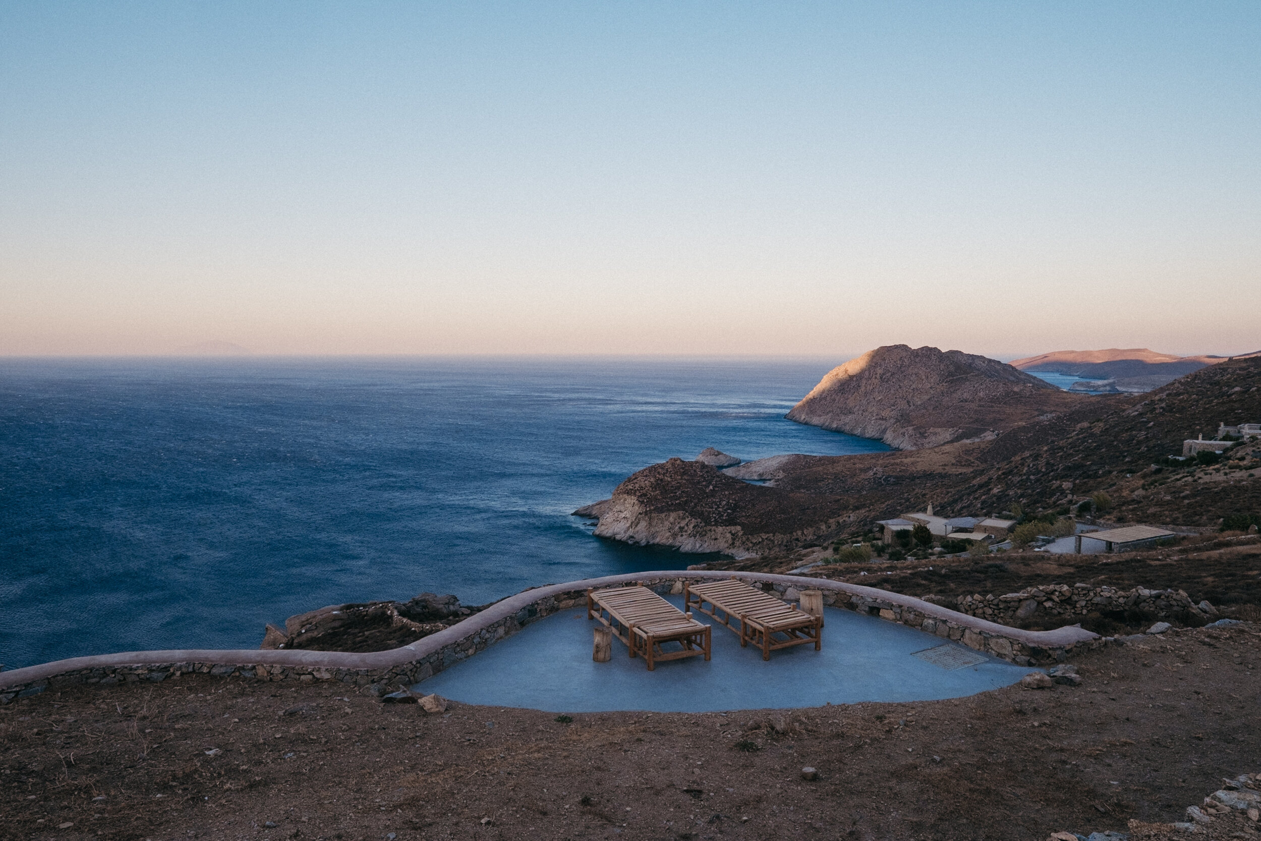 Hotel-Weekend-Barefoot-Luxury-Serifos-Greece-Natura-ocean-views.jpg
