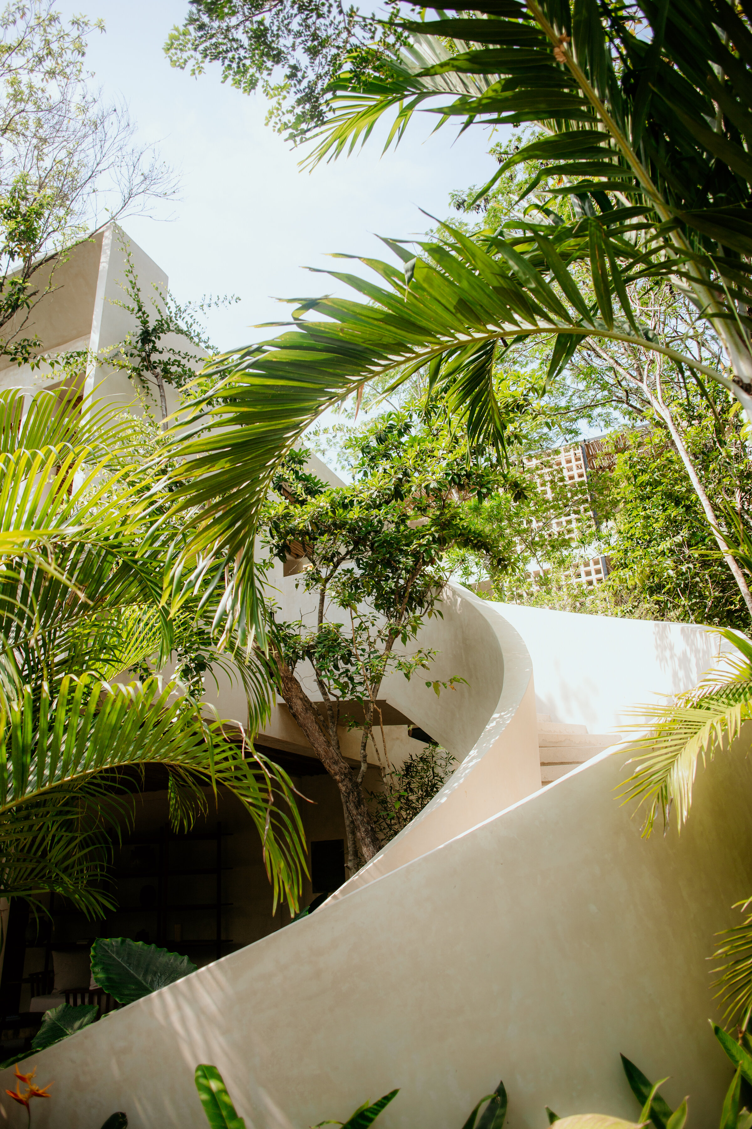 Hotel-Weekend-Barefoot-Luxury-Luum-Tulum-Tropical-retreat-Design.jpeg