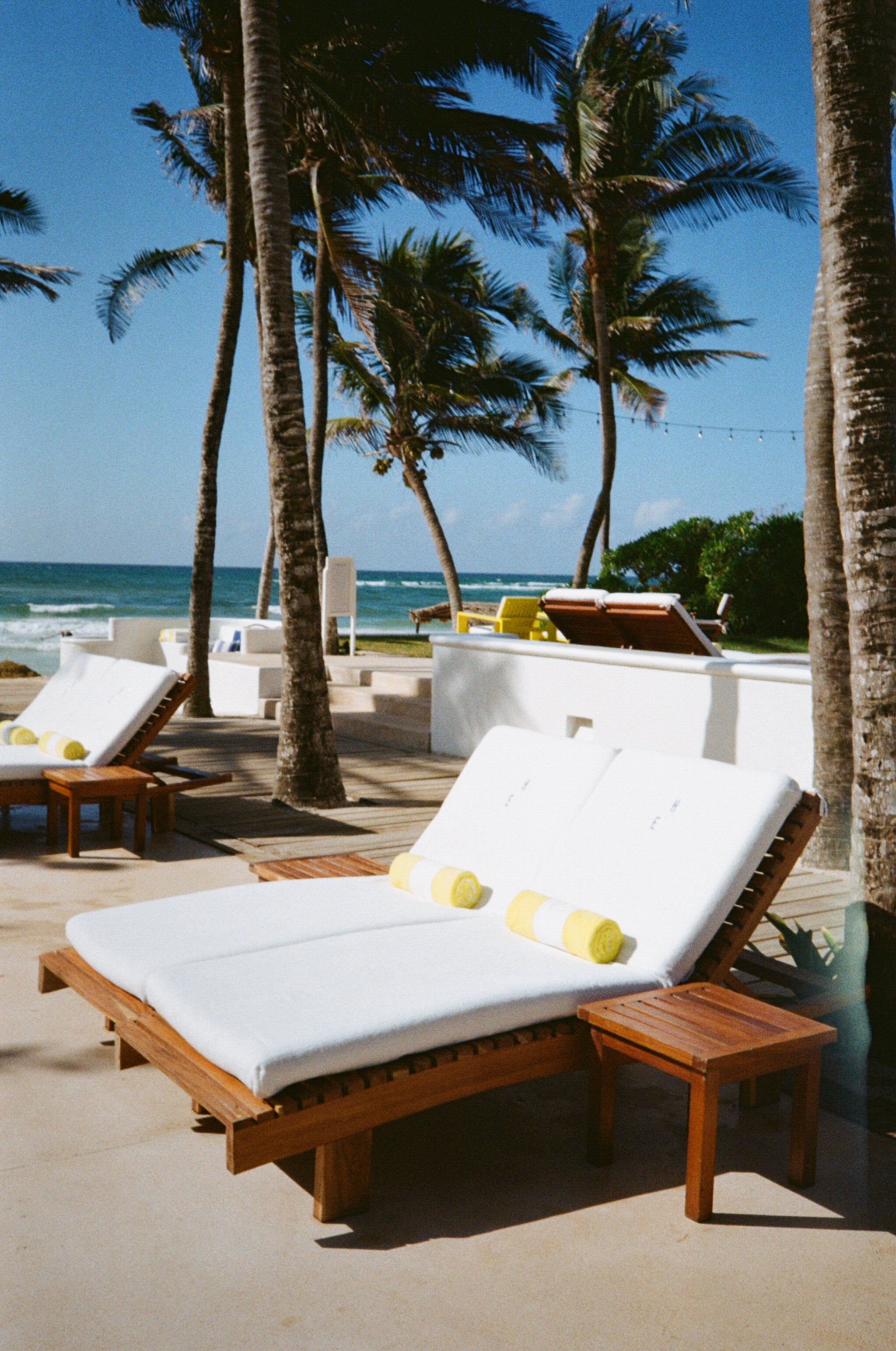 Hotel-Weekend-Barefoot-Luxury-Hotel-Esencia-Darcie-Imbert-Mexico-Beach-Details.JPG