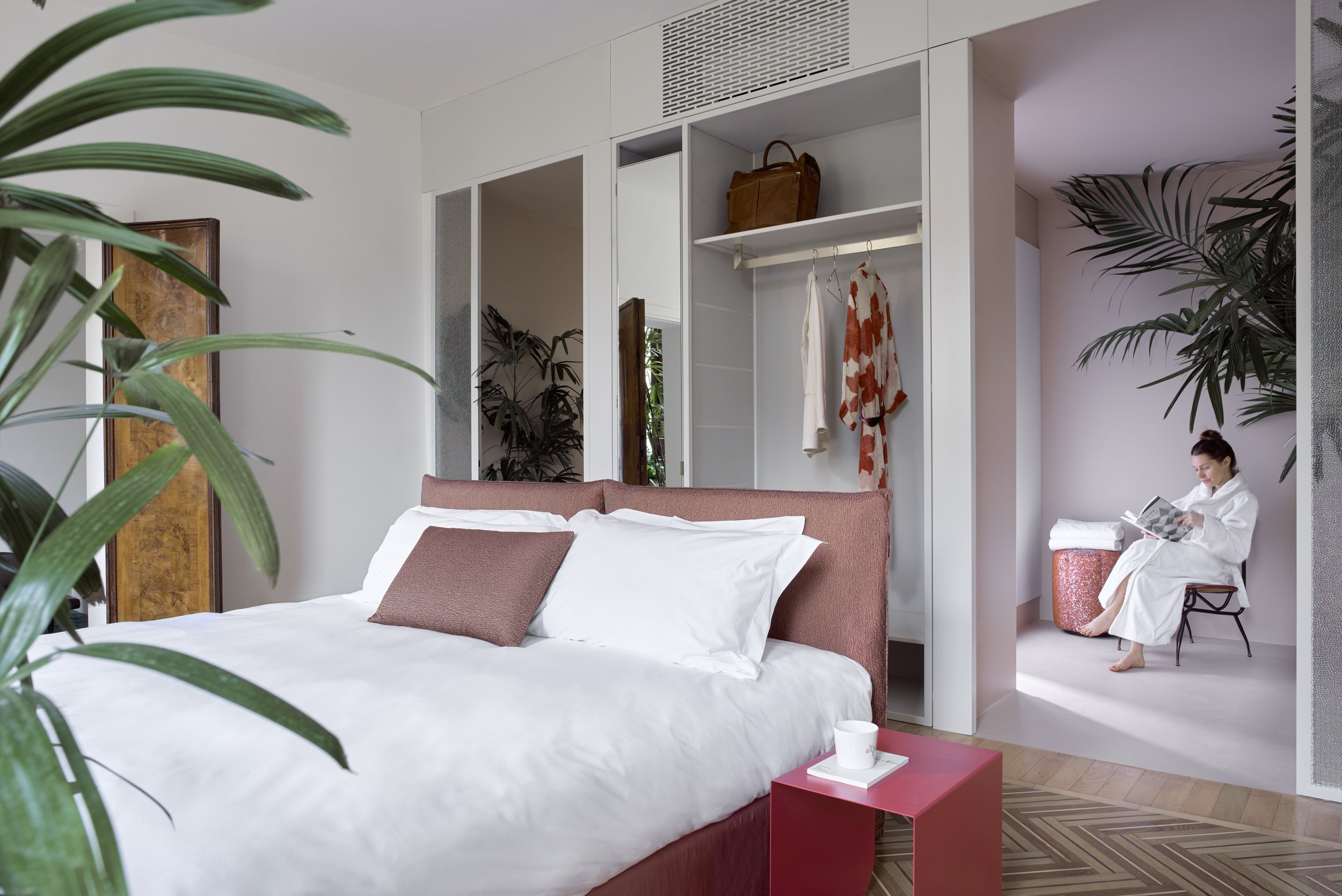 Hotel-Weekend-BArefoot-Luxury-casa-Flora-Bed.jpg
