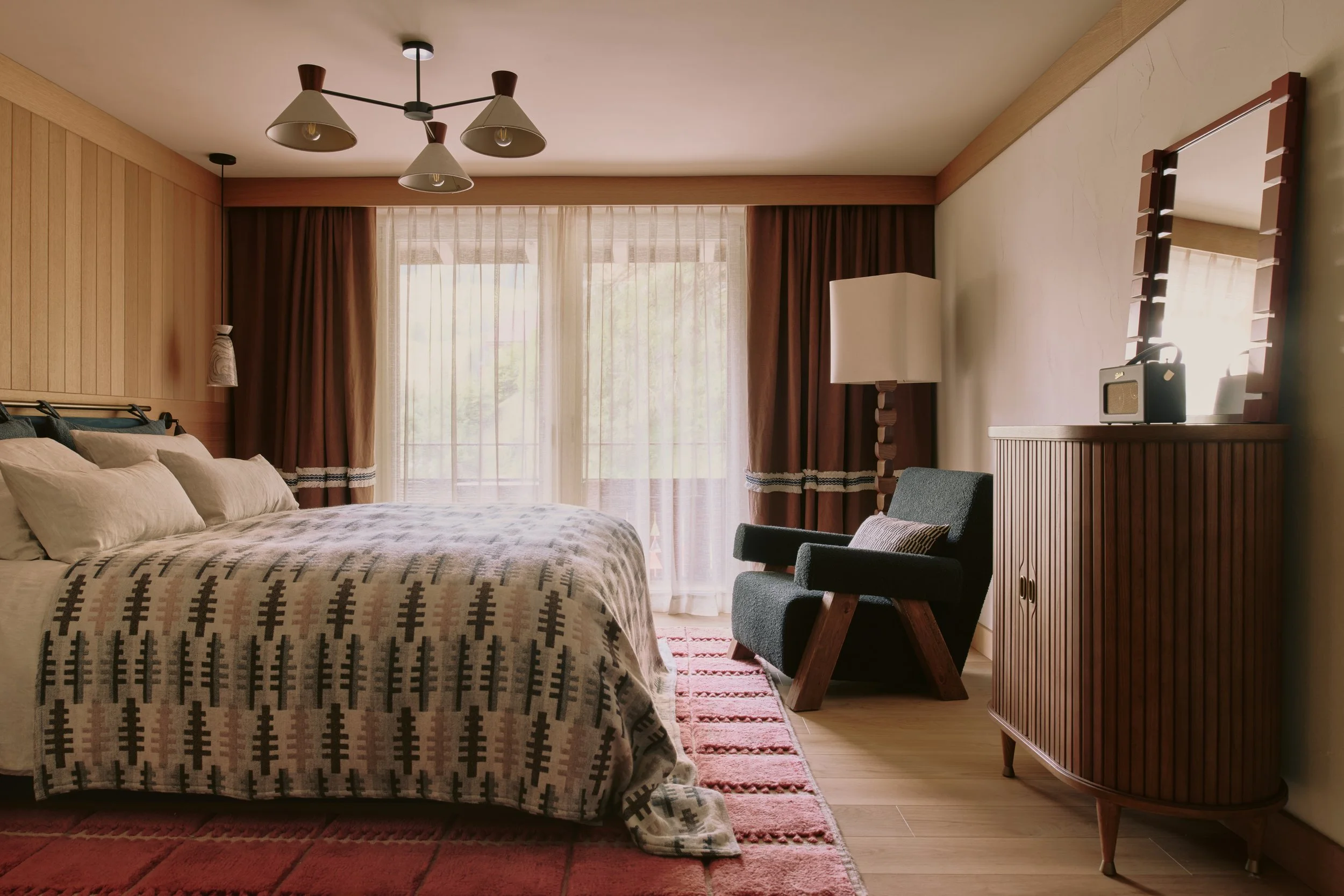 THE-BRECON-SWITZERLAND-Slow-Travel-Hotel-Weekend-9.jpg
