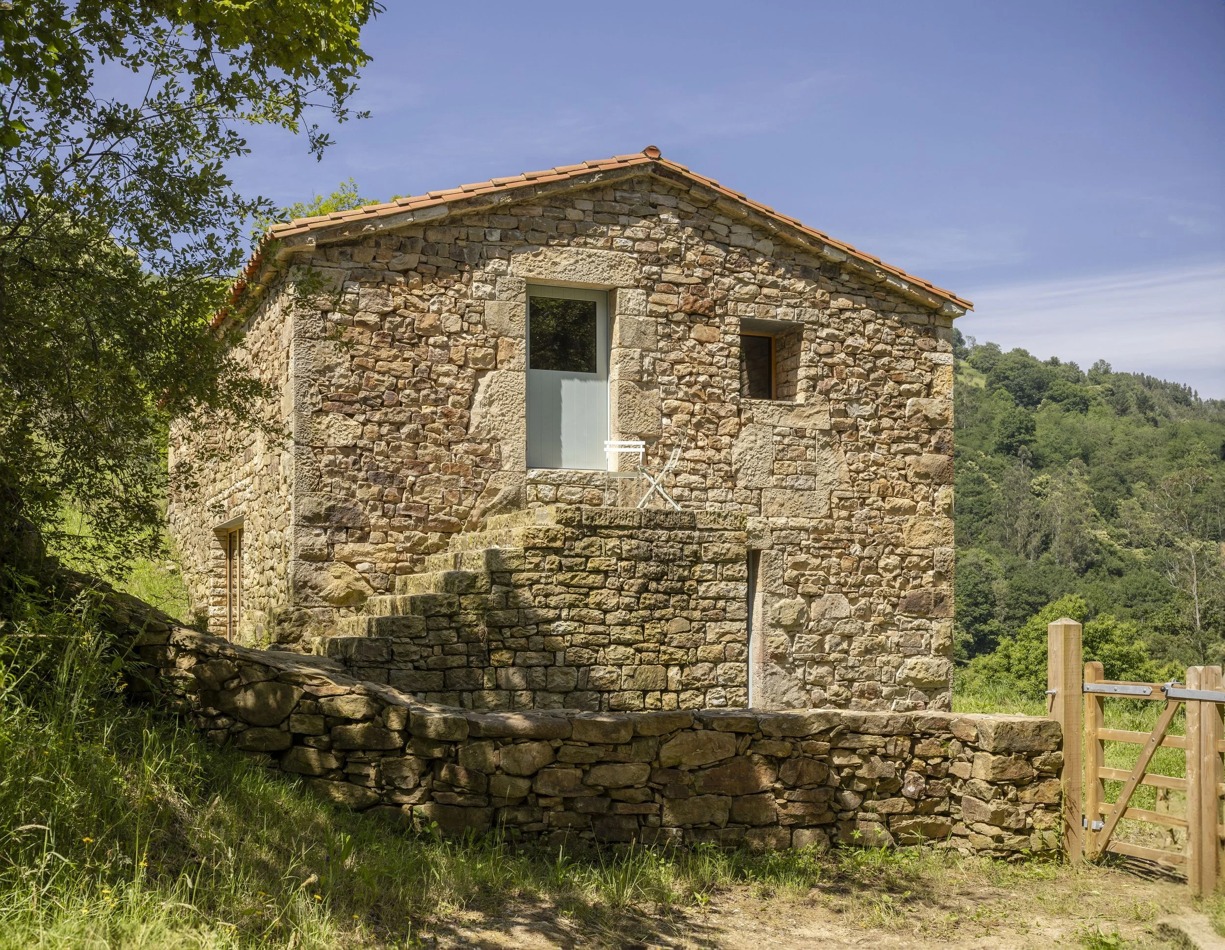 03_Casa Minima_exterior_®Erlantz Biderbost.jpg