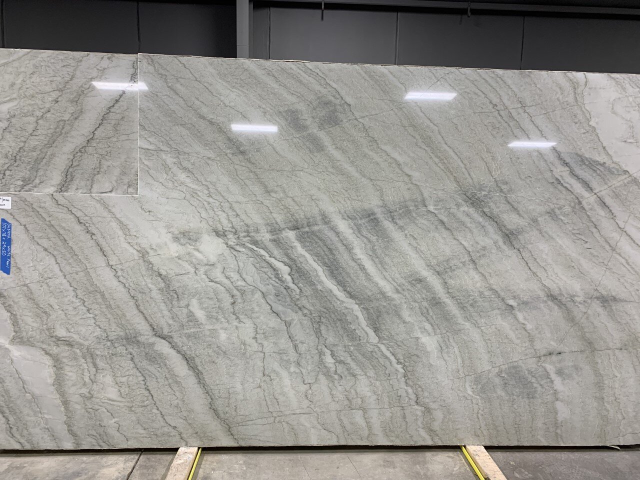 White Pearl Quartzite