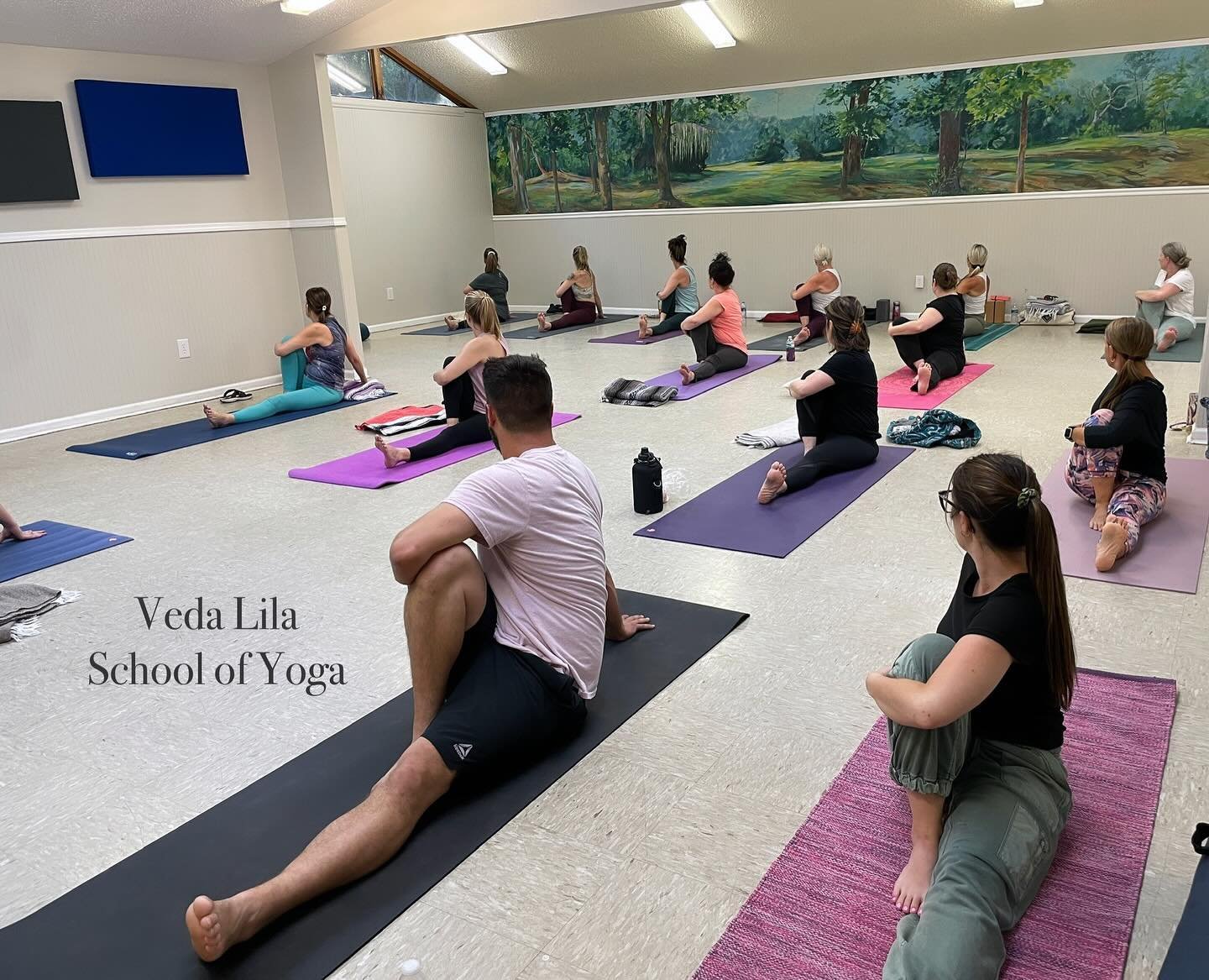 April (23rd FREE), (24th $10) &amp; (25th $10) ~ Yoga with Johanna Marsan E-RYT500

Last week of 3 Yoga Classes! 

Tuesday 6-7:00pm ~ Yoga for Everyone - Free ❤️🕊️!

Wednesday 6-7:30pm ~ Restorative Yoga - Balancing the Chakras: 7 relaxing yoga pose