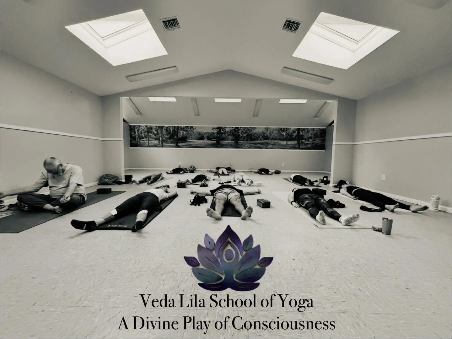 FREE Community Yoga Class Every Tuesday at 5:50pm at the Whispering Pines Recreation Building.  Doors open at 5:30pm, please bring a yoga mat and water 🧘🏻&zwj;♂️🧘🏻&zwj;♀️. 

In this FREE Community Yoga Class, enjoy a classical and wholistic appro