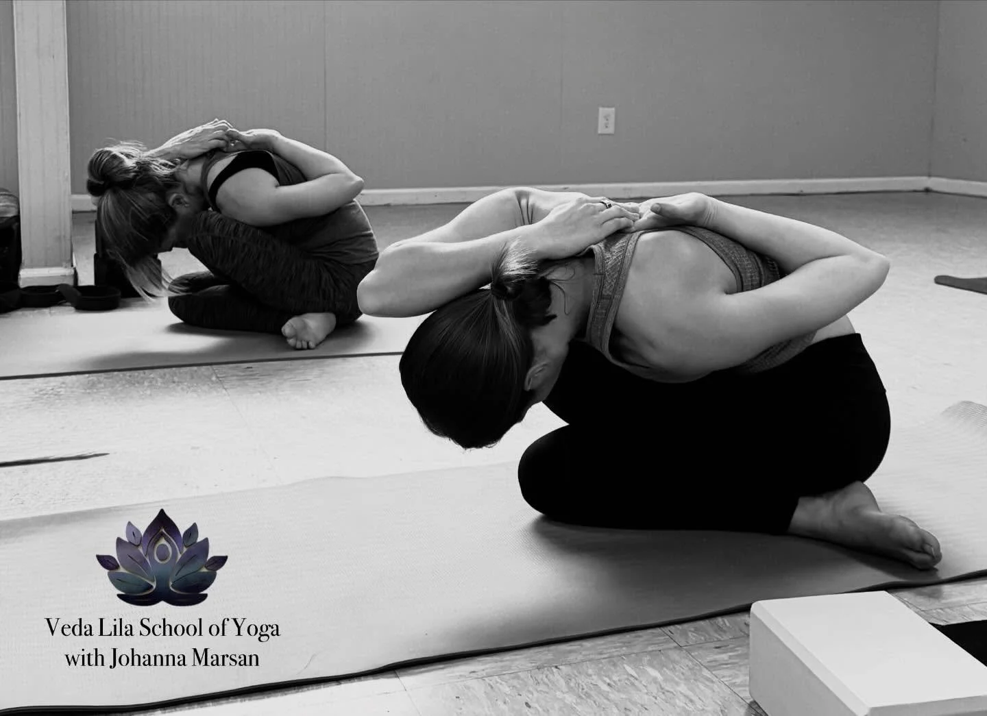 FREE Community Yoga Class Every Tuesday at 5:50pm at the Whispering Pines Recreation Building.  Doors open at 5:30pm, please bring a yoga mat and water 🧘🏻&zwj;♂️🧘🏻&zwj;♀️. 

Enjoy a classical and wholistic approach to yoga that stretches and tone