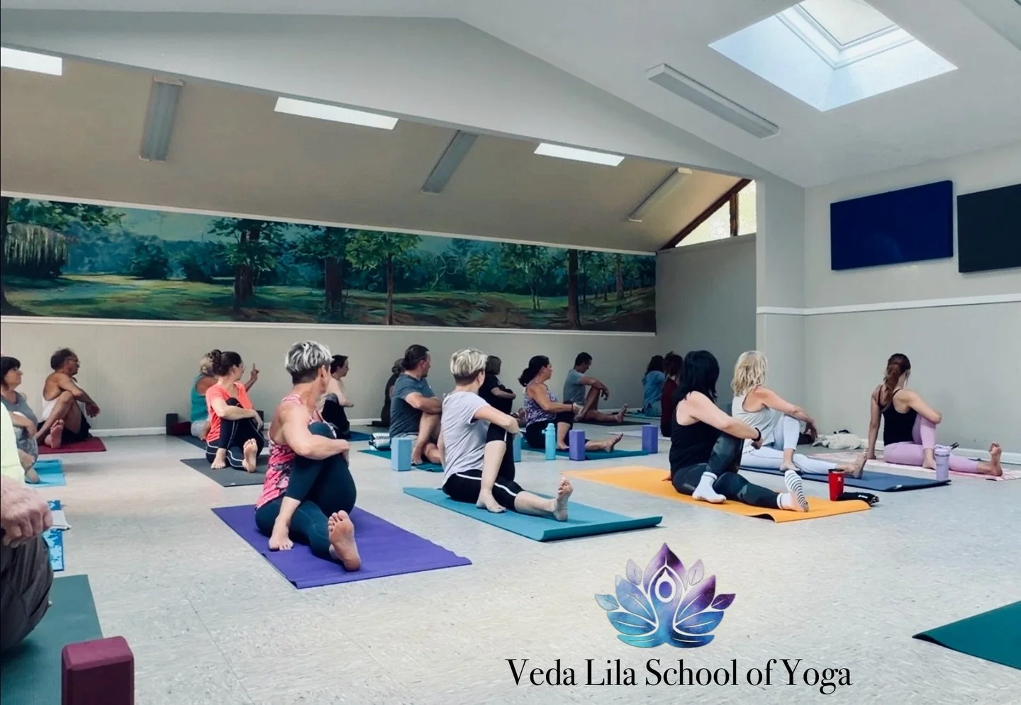 FREE Community Yoga Class Every Tuesday at 5:50pm at the Whispering Pines Recreation Building.  Doors open at 5:30pm, please bring a yoga mat and water 🧘🏻&zwj;♂️🧘🏻&zwj;♀️. 

Enjoy a classical and wholistic approach to yoga that stretches and tone