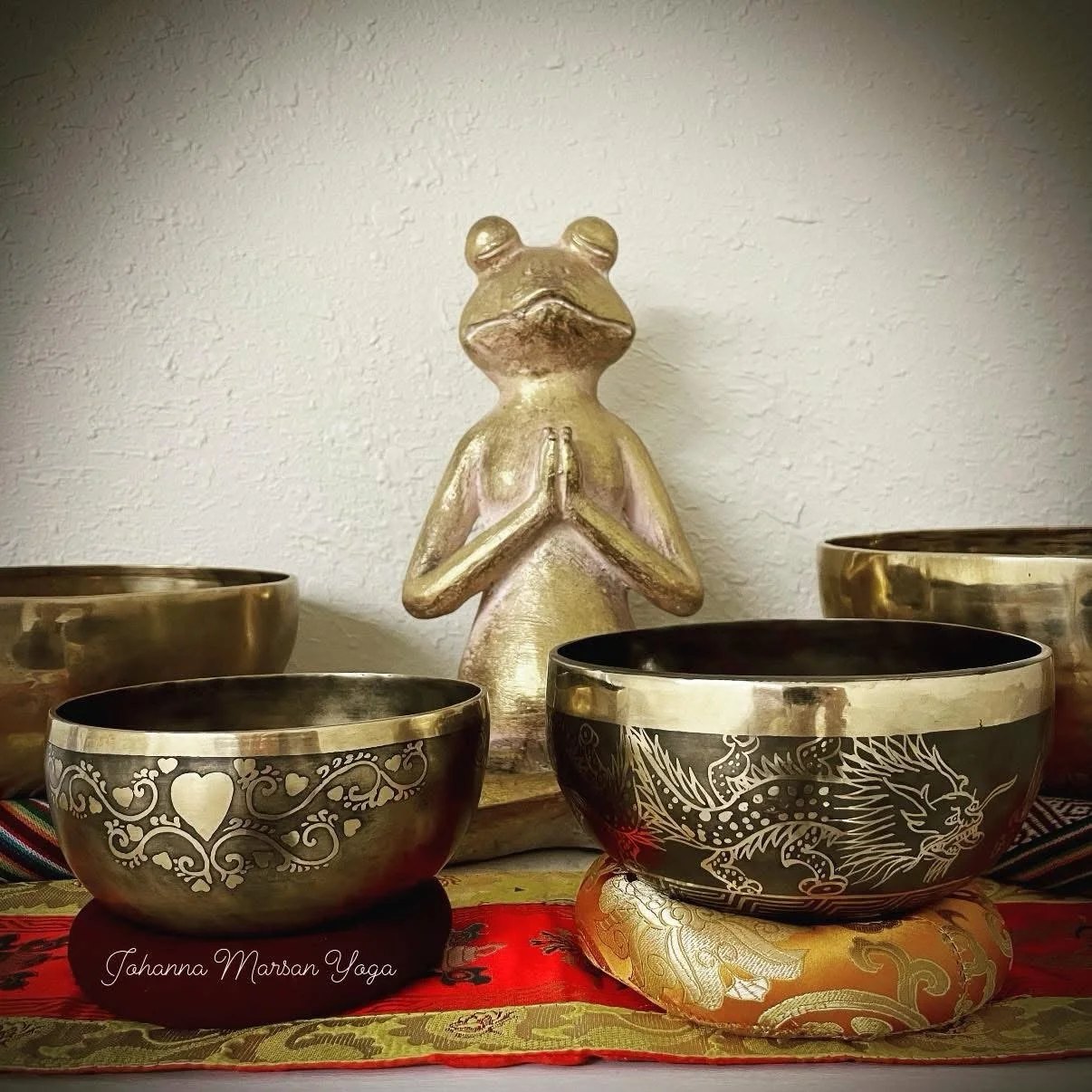 This Sunday!  Slow Stretch Yoga &amp; Healing Sound Bath Meditation 💗

Sunday, June 14th, 6-7:15pm at Sculpt &amp; Flow Studios in Crystal River with Johanna Marsan

Begin with Gentle Active Stretching and then settle into comfort for a Healing Soun