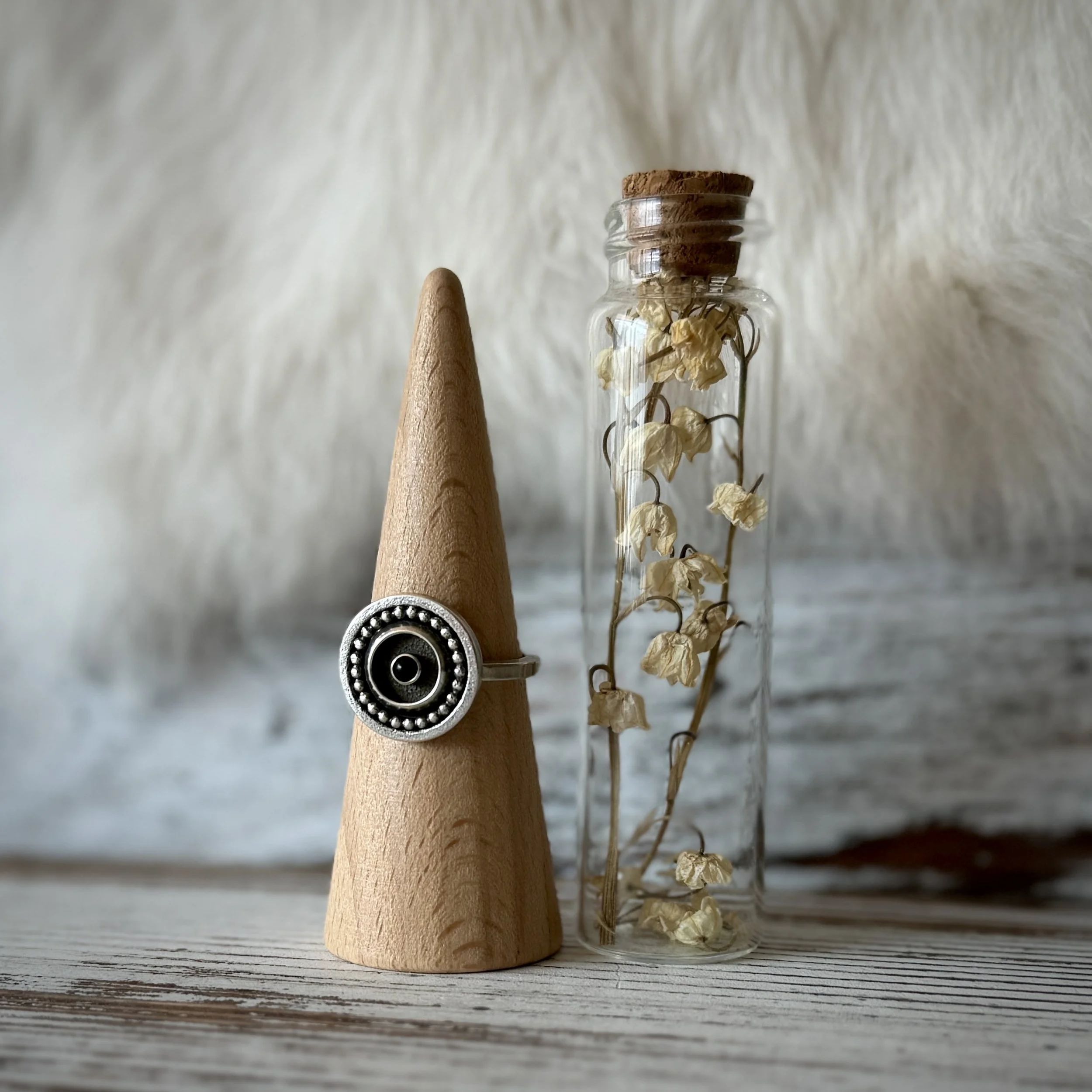 Sterling Silver & Onyx Shadowbox Ring - Size 9