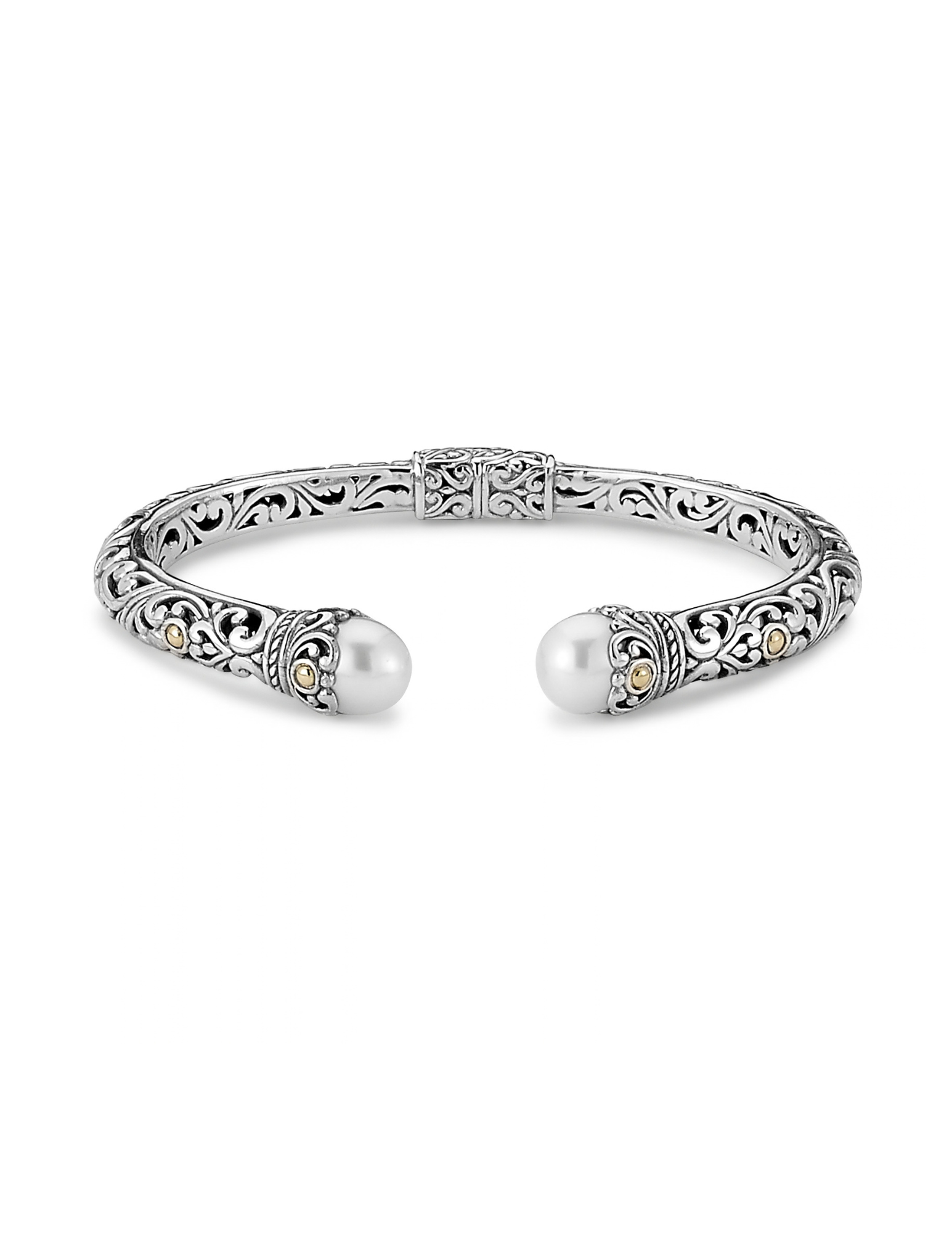 Silver Pearl Bracelet.png