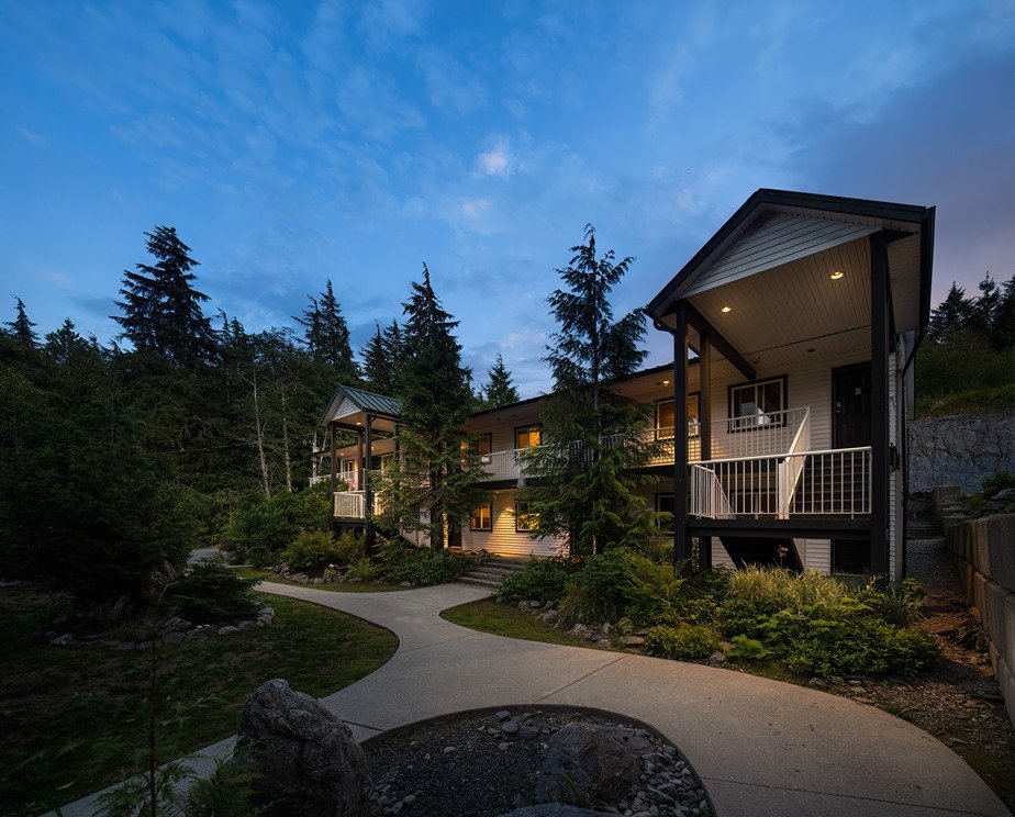 Port Renfrew West Coast Trail Lodge - Wild Renfrew