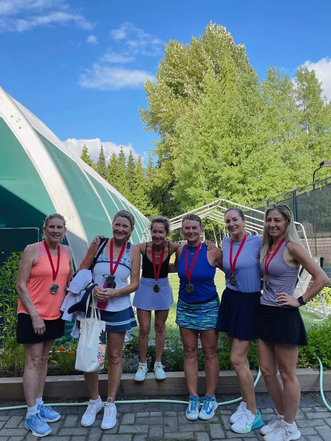 Our Women&rsquo;s Doubles &amp; Men&rsquo;s Doubles medalists from this past weekends tournament! 🎾 🏆