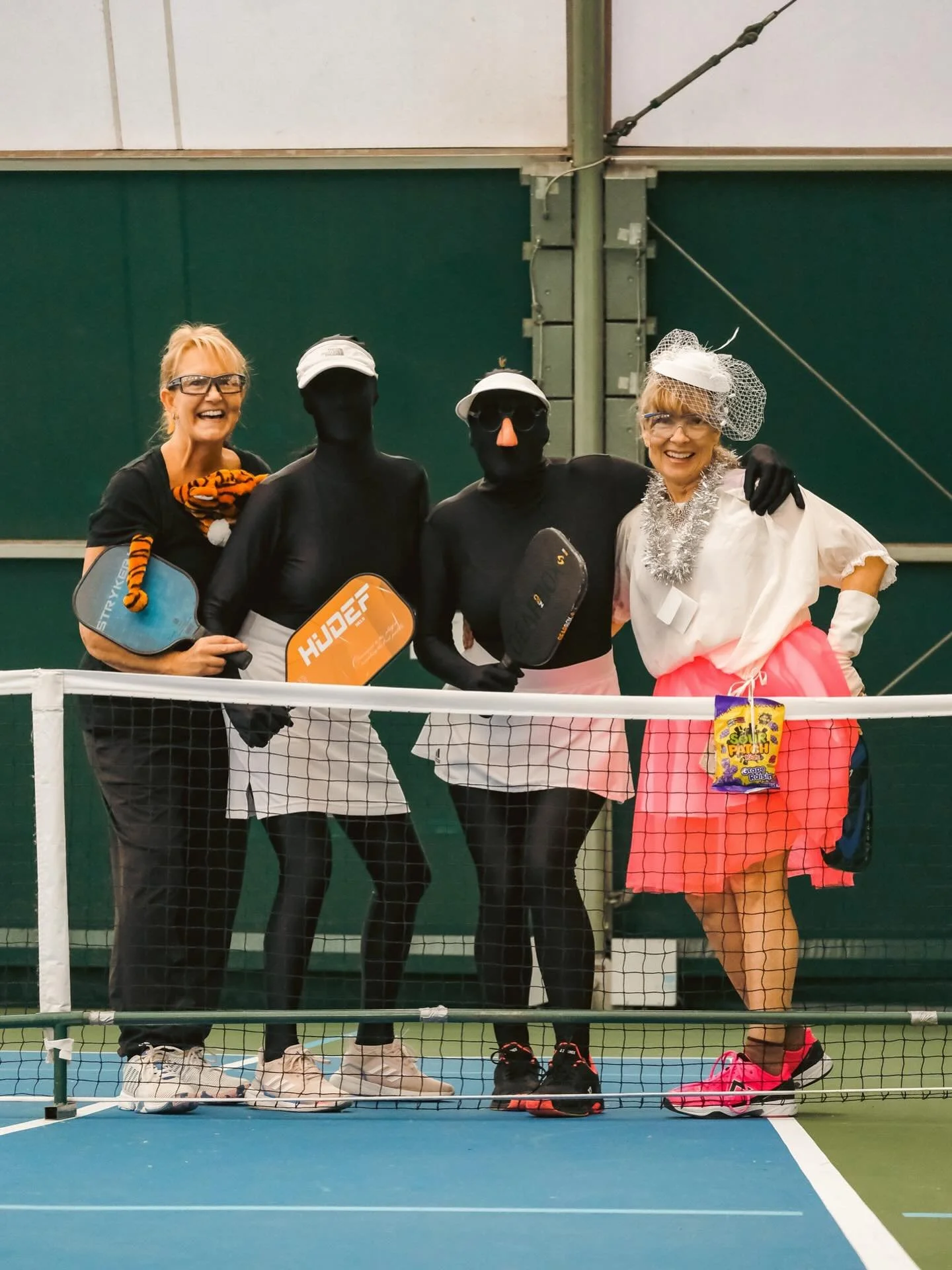HALLOWEEN MIXER 🦇 ☠️ 

Join us on Friday October 31st for some frightfully fun matches at our annual Halloween Pickleball Mixer!🎃 

🕓 4-6pm or 6-8pm
🎟️ Pre-registration encouraged &amp; x1 drink token is included in your registration fee to be re