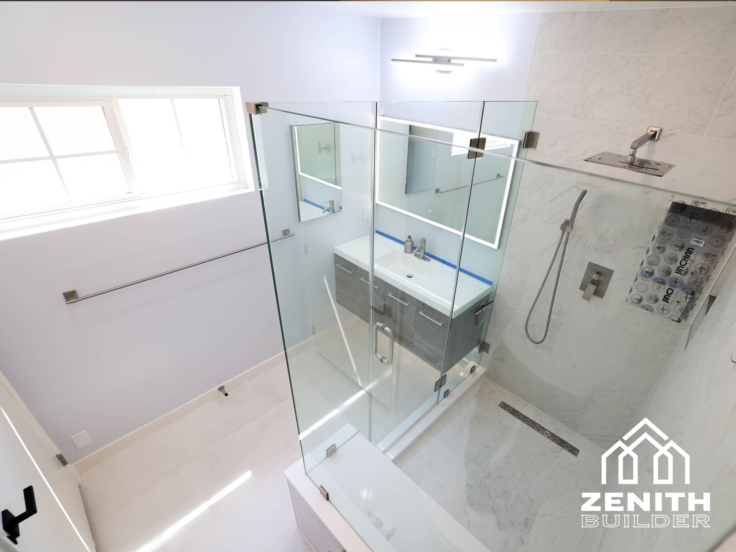 Make Over Small Bathroom  