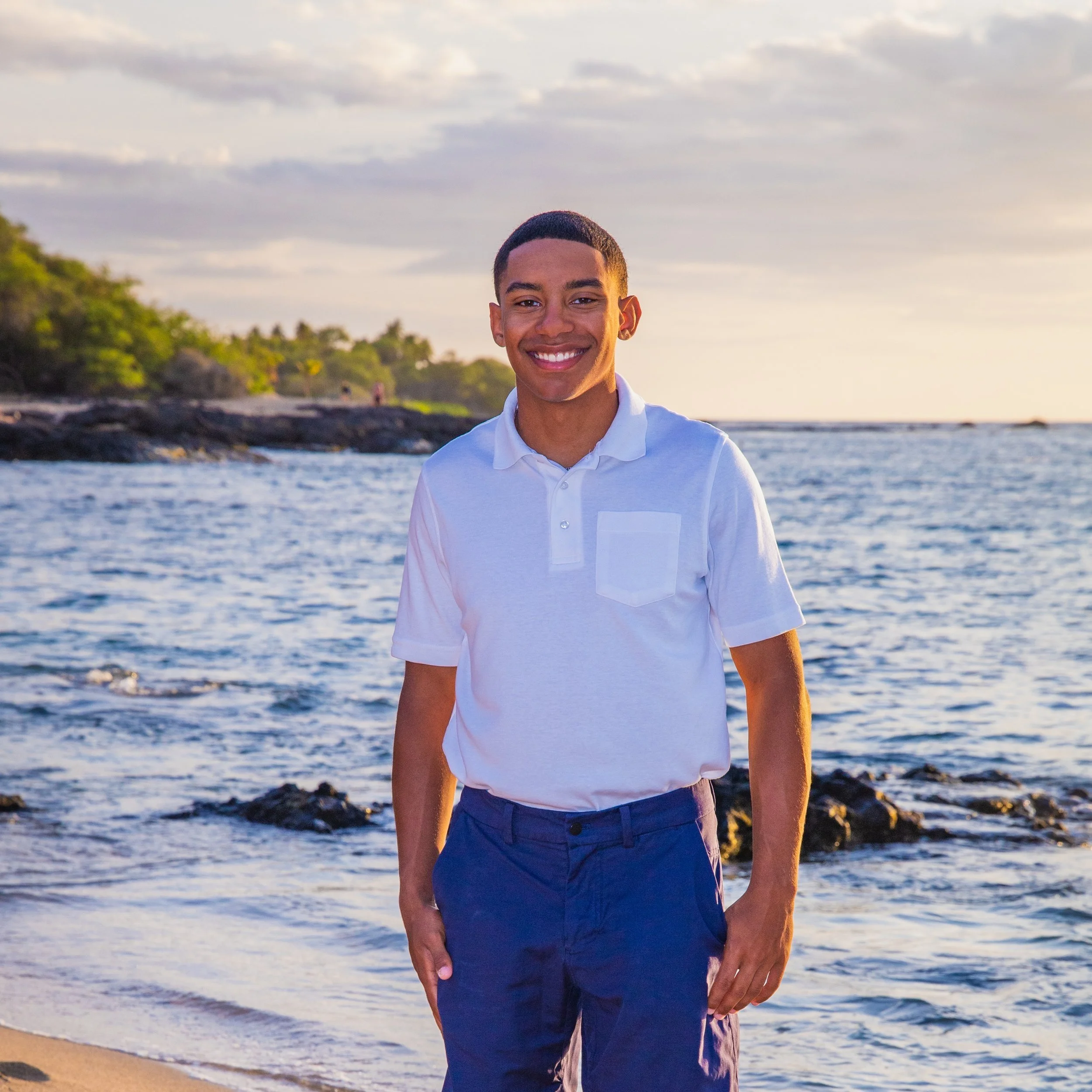 Professional senior photograph by Hawaii Family Portraits on the Big Island