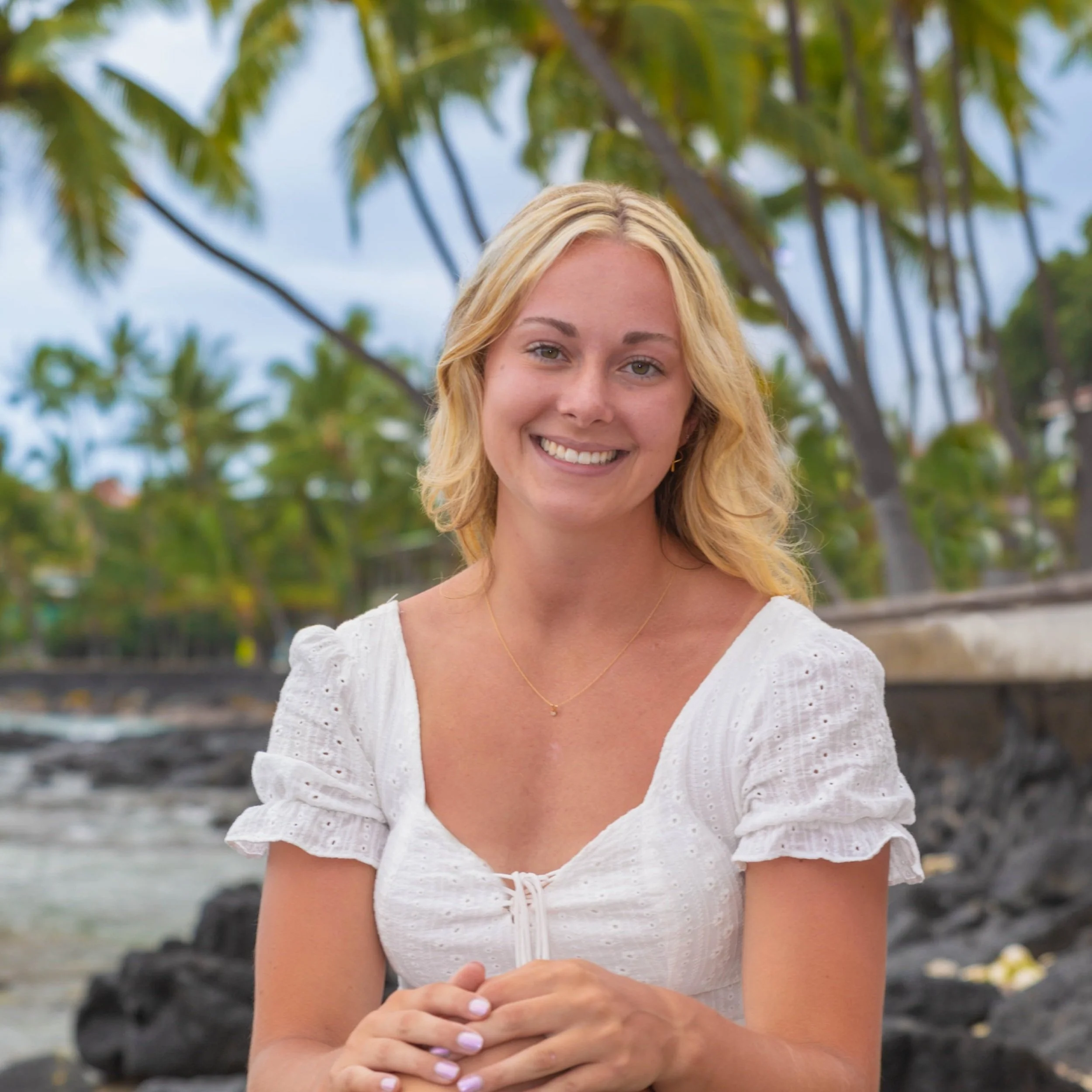 Professional senior photograph by Hawaii Family Portraits on the Big Island