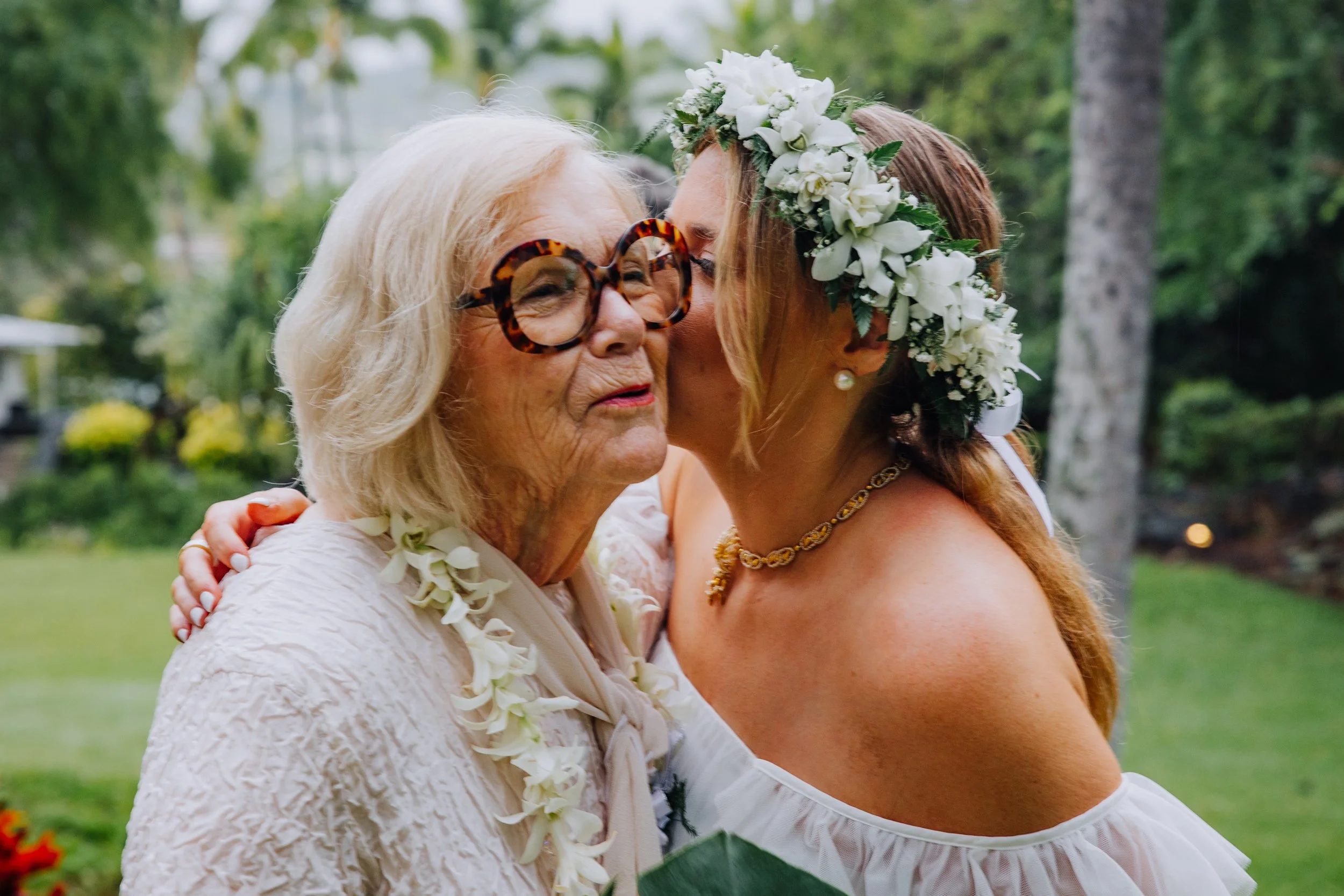 Big Island Luxury Wedding Portrait by Hawaii Family Portraits