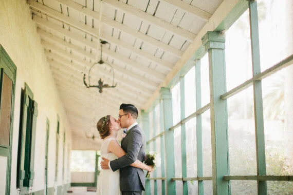 To do a First Look or Not