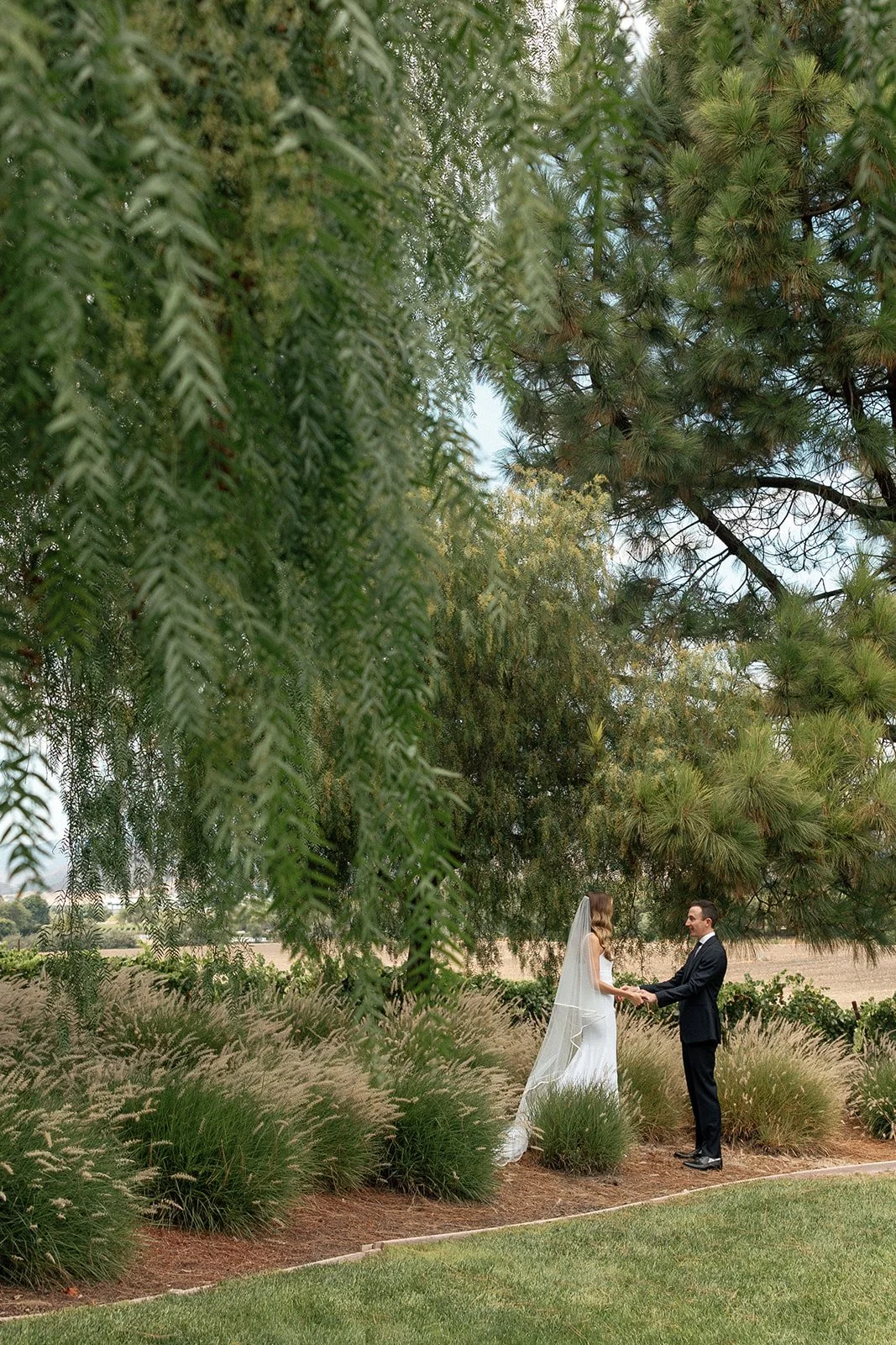 ChantelSafford_CourtneyJaredWeddingWeekend_FirstLook_0016.jpg