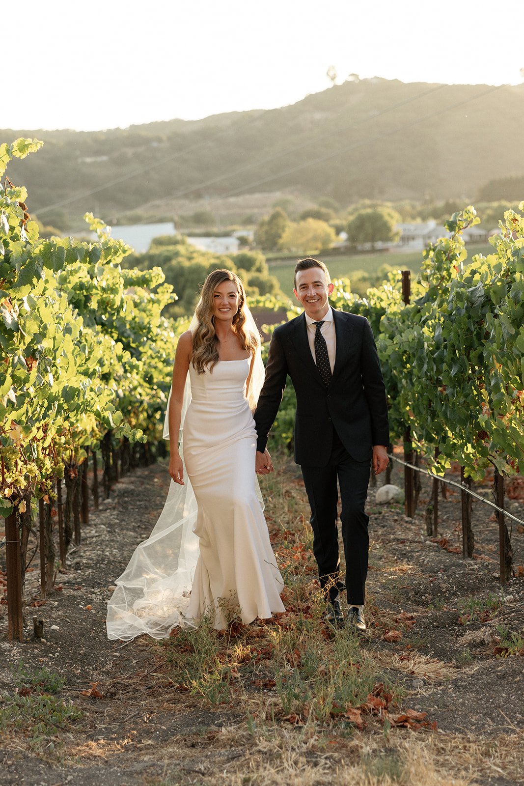 ChantelSaffordPhotography_CourtneyJaredWeddingWeekend_ReceptionSunset_0043.jpg