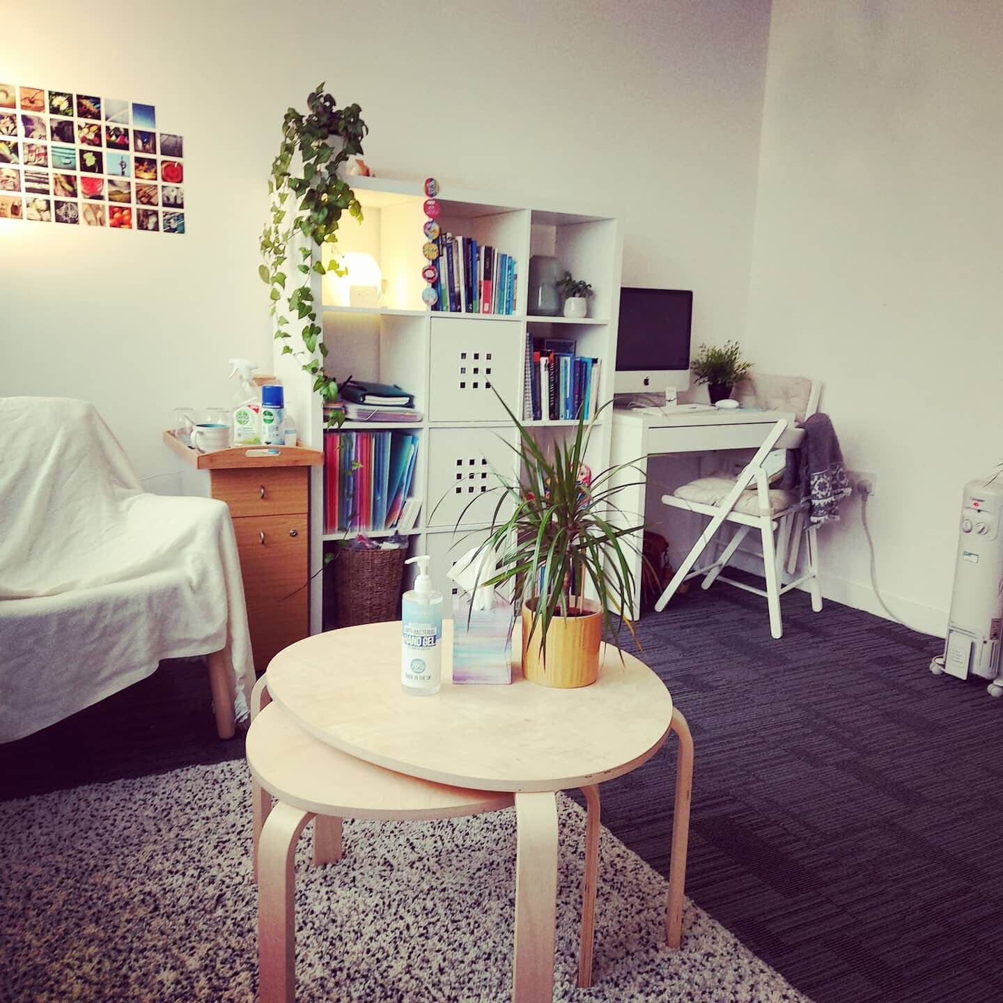 Forever adapting and changing, my little therapy room has socially distanced seating, desk space for me to type and after an upcoming IKEA trip some new drawers to store all creative tools! #therapyroom #counsellingyoungpeople #counsellorsofinstagram