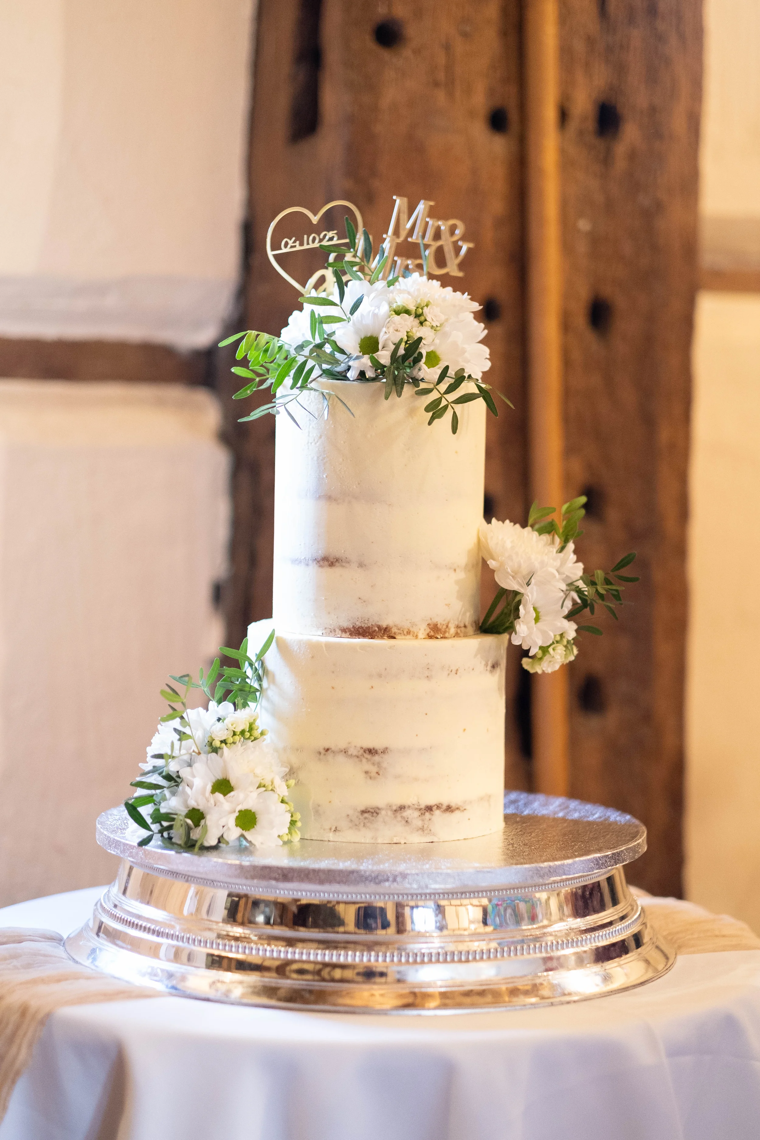 wedding photographer bedfordshire Tithe barn the kingfisher photographer