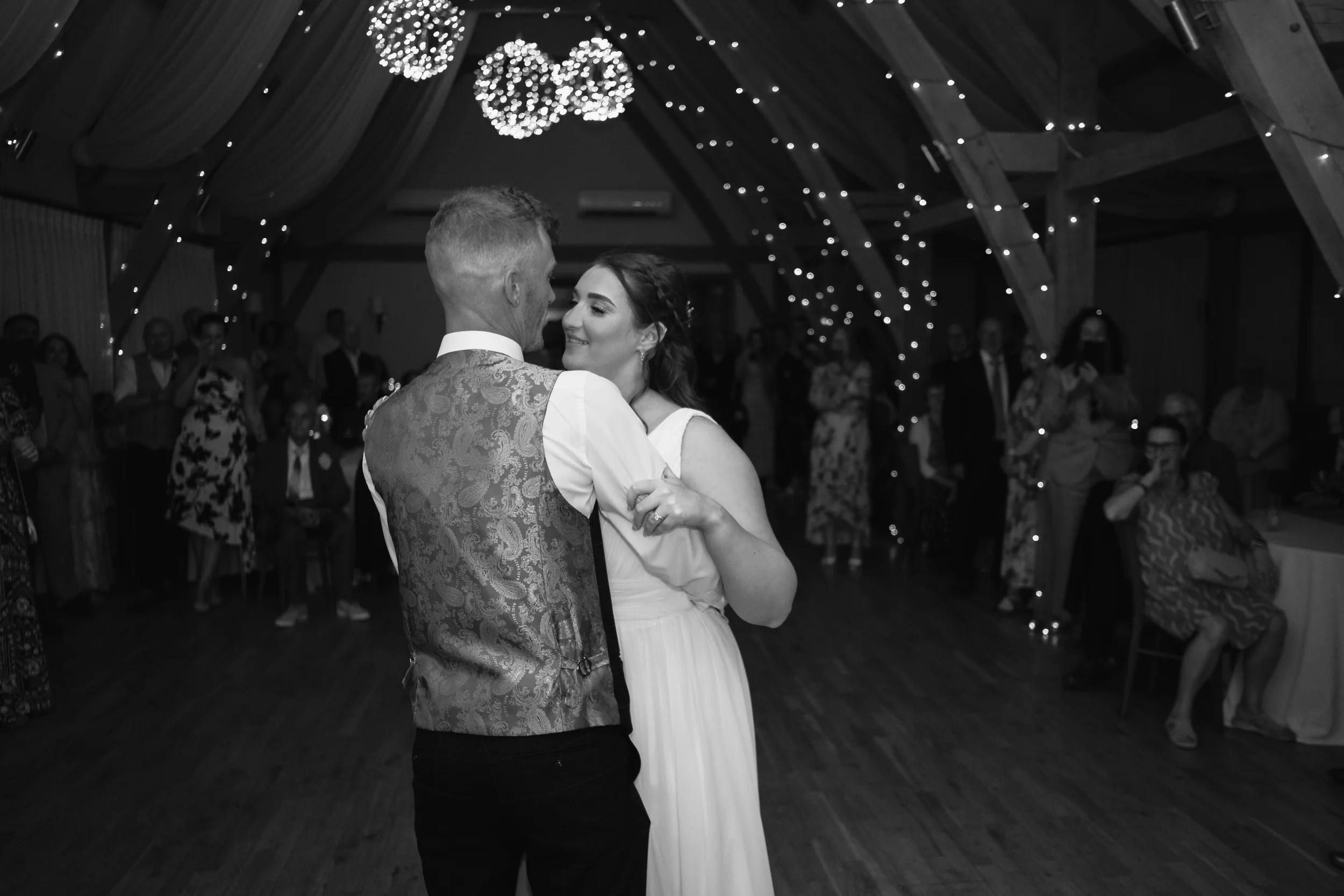 photographer at Bassmead manor barns wedding venue cambridgeshire-firstd ance black and white photo