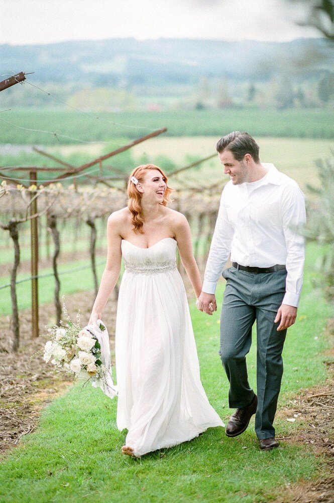 White-and-Green-Romantic-Wedding-Inspiration-37.jpg