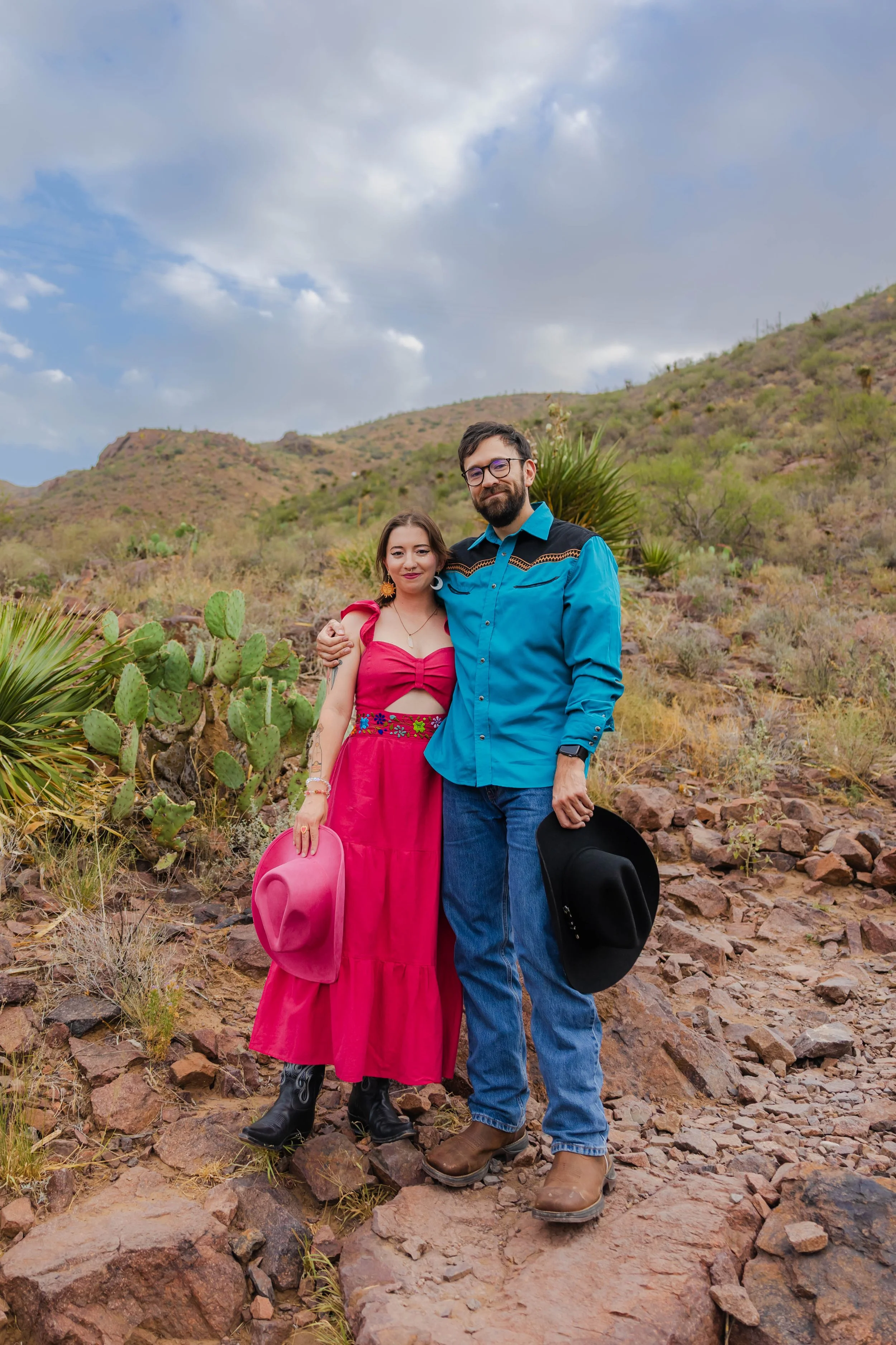 JasminCPhoto_Bianca&JesusEngagement_June2026_021.jpg