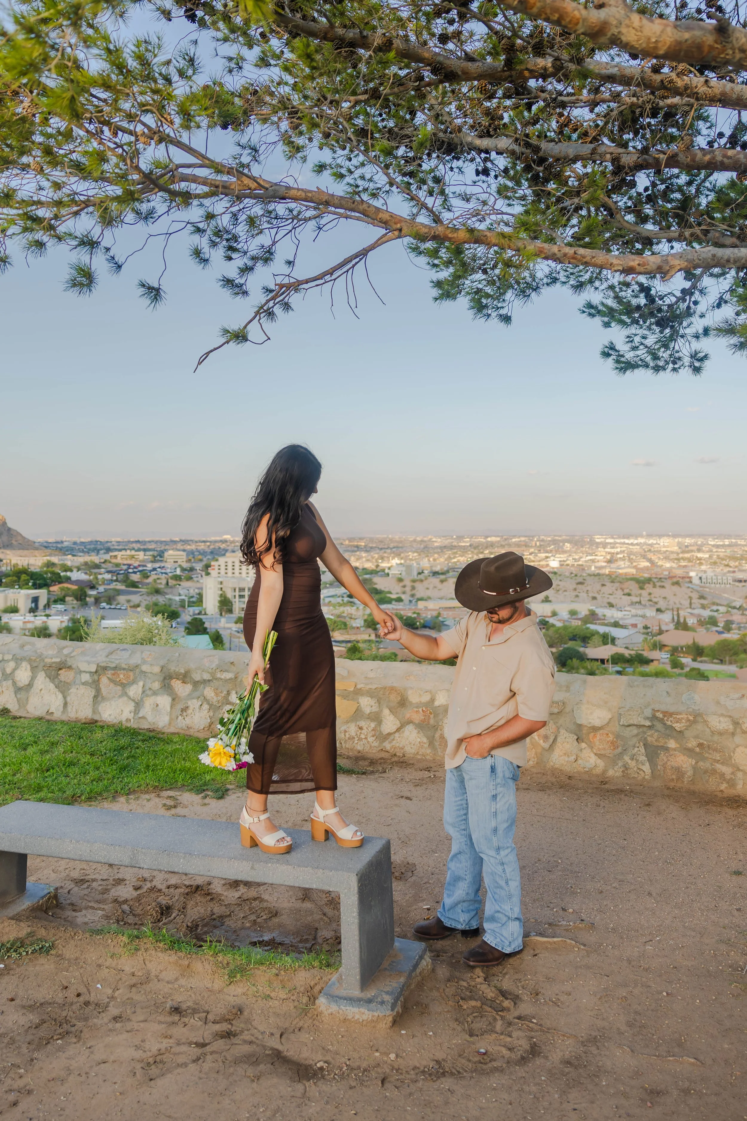 El-Paso-Tom-Lea-Upper-Park-Couple-Engagement-Photography-15.jpg