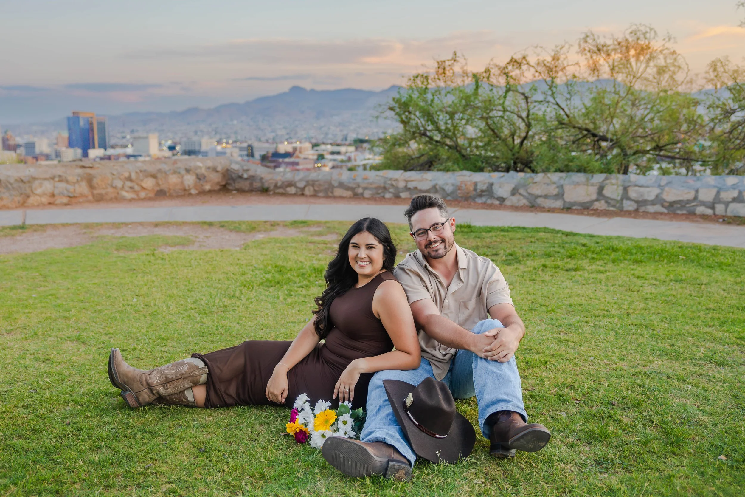 A Golden Hour Couples Session at Tom Lea Upper Park in El Paso