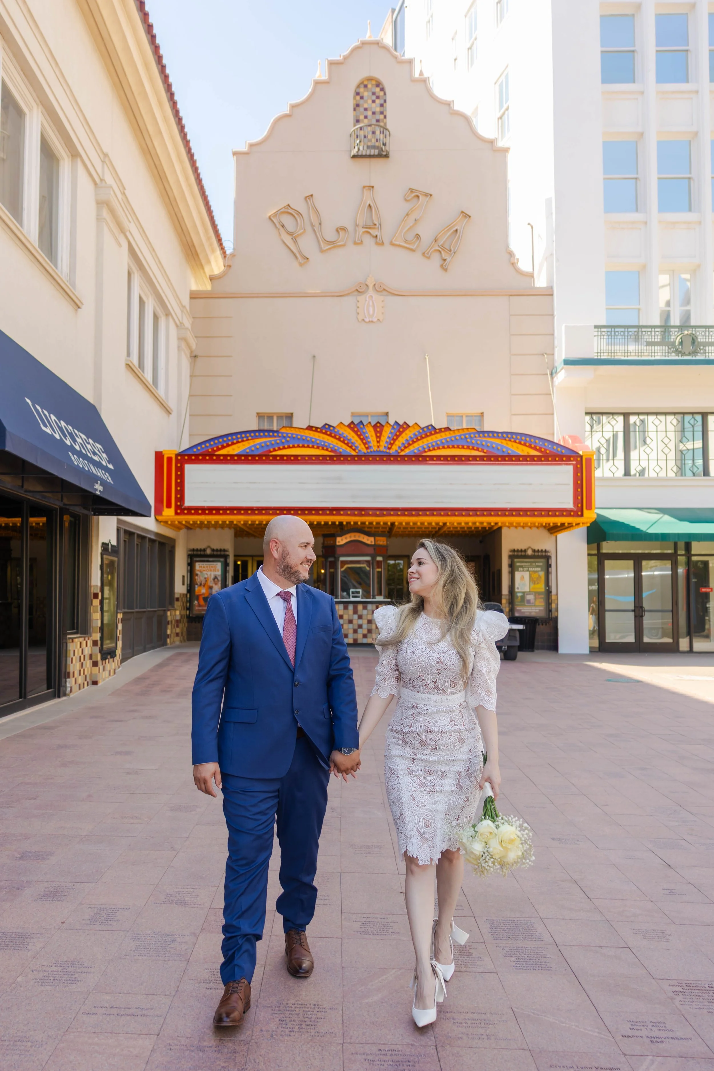 El-Paso-Texas-Downtown-Courthouse-Elopement-Wedding-photography-14.jpg