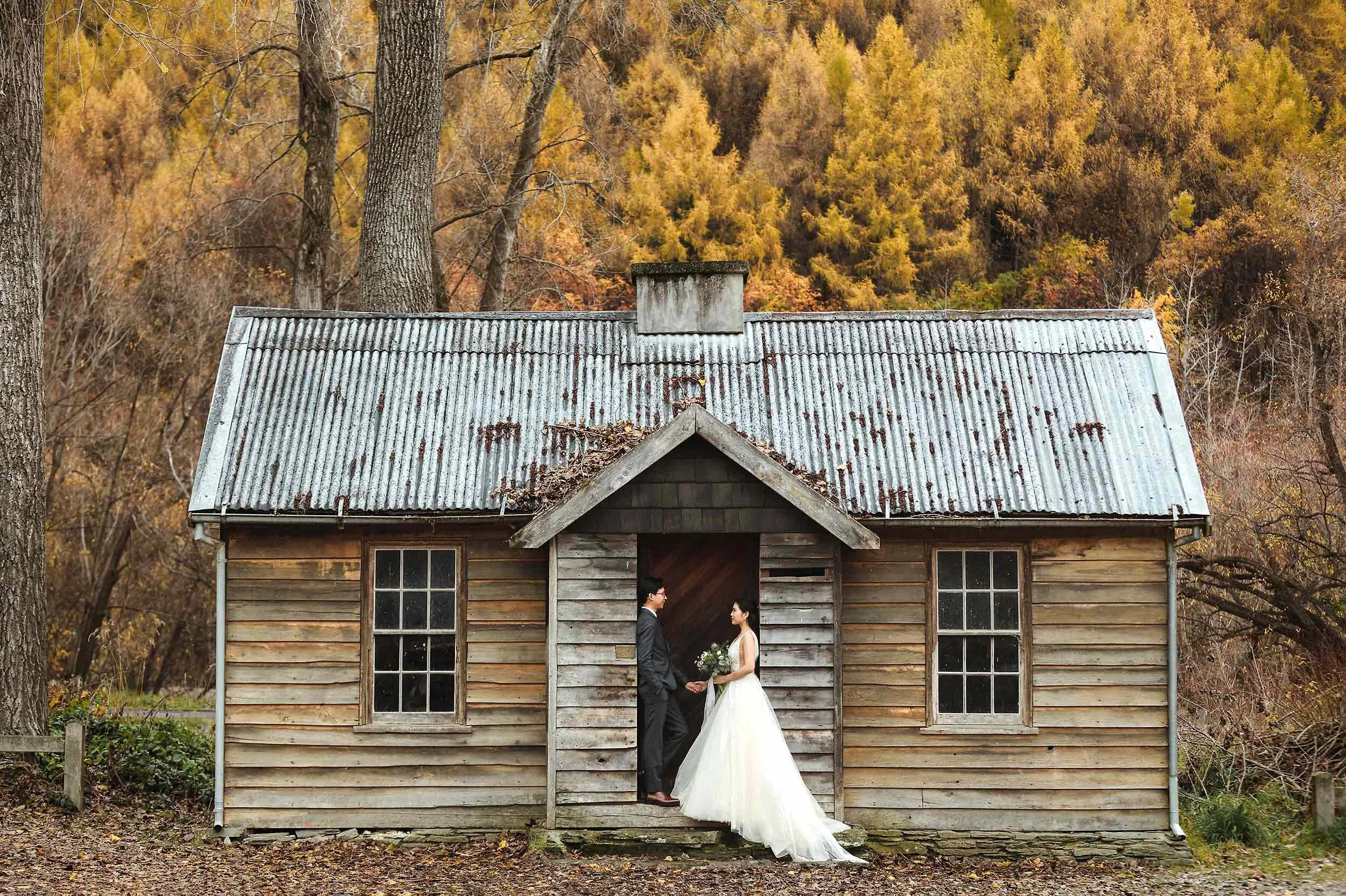Arrowtown Vintage Cottage Wedding Photo