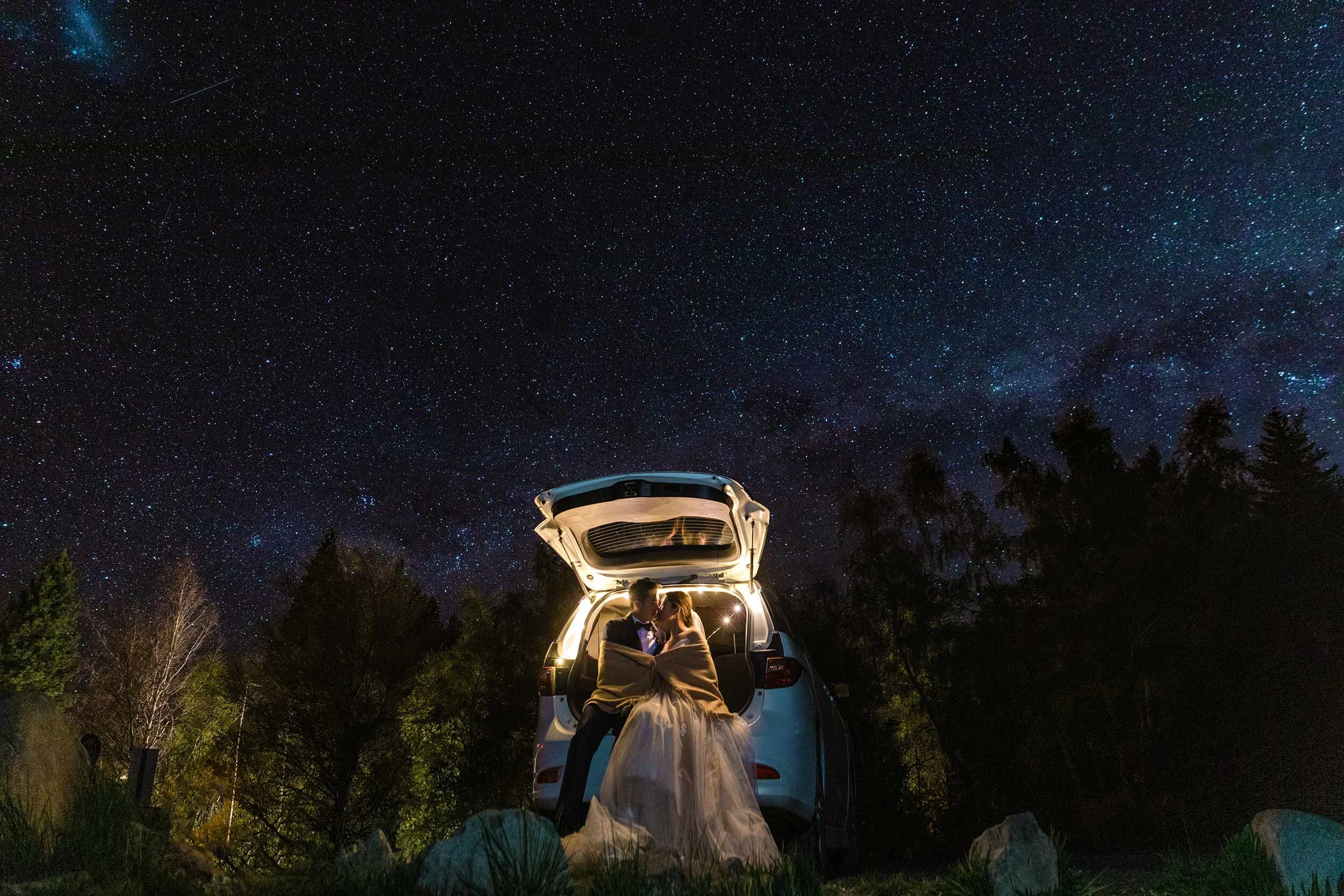 Lake Tekapo Milky Way Wedding Photo