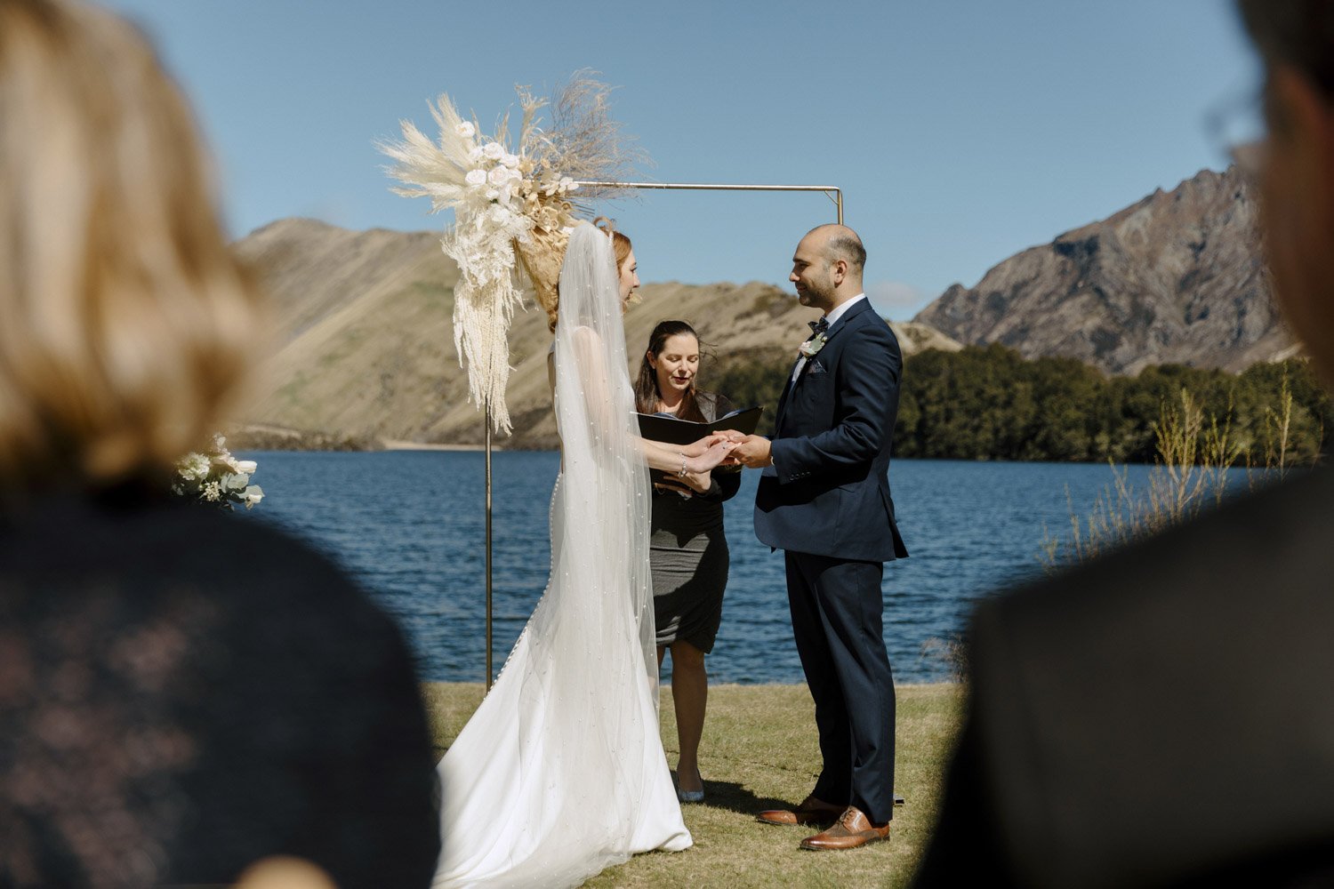 queenstown-nz-coromandel-peak-elopement-wedding-photoshoot-00024.jpg