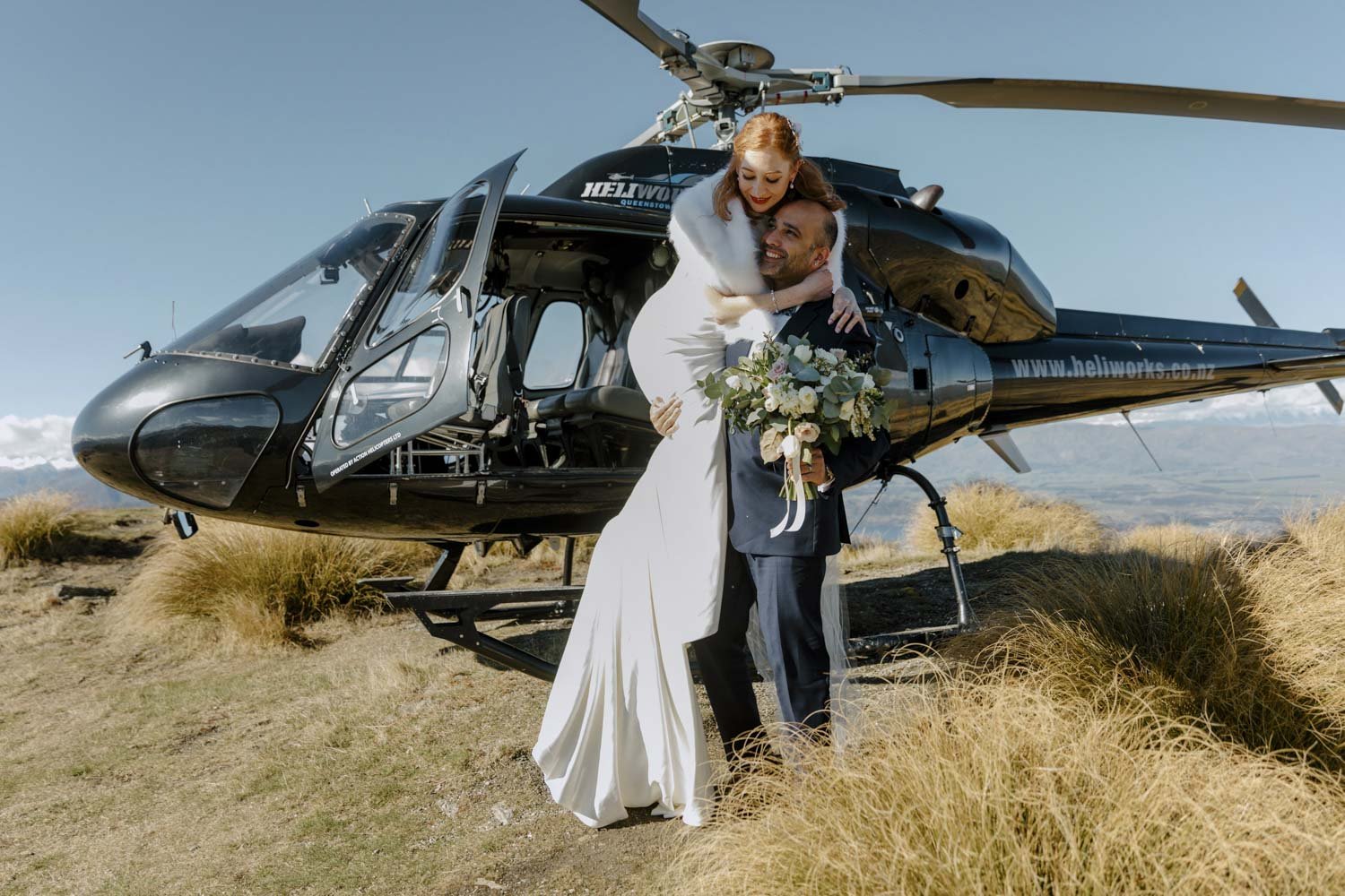 queenstown-nz-coromandel-peak-elopement-wedding-photoshoot-00047.jpg