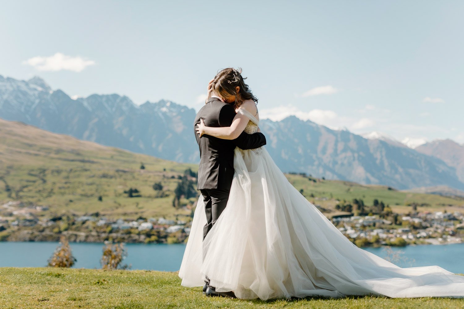 coronet-peak-mountain-elopement-wedding00012.jpg