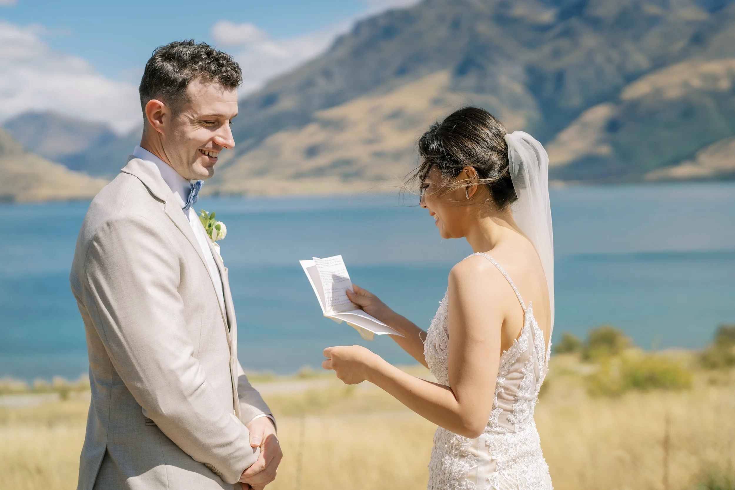 Queeenstown-Jacks-Point-Elopement-Wedding00014.jpg