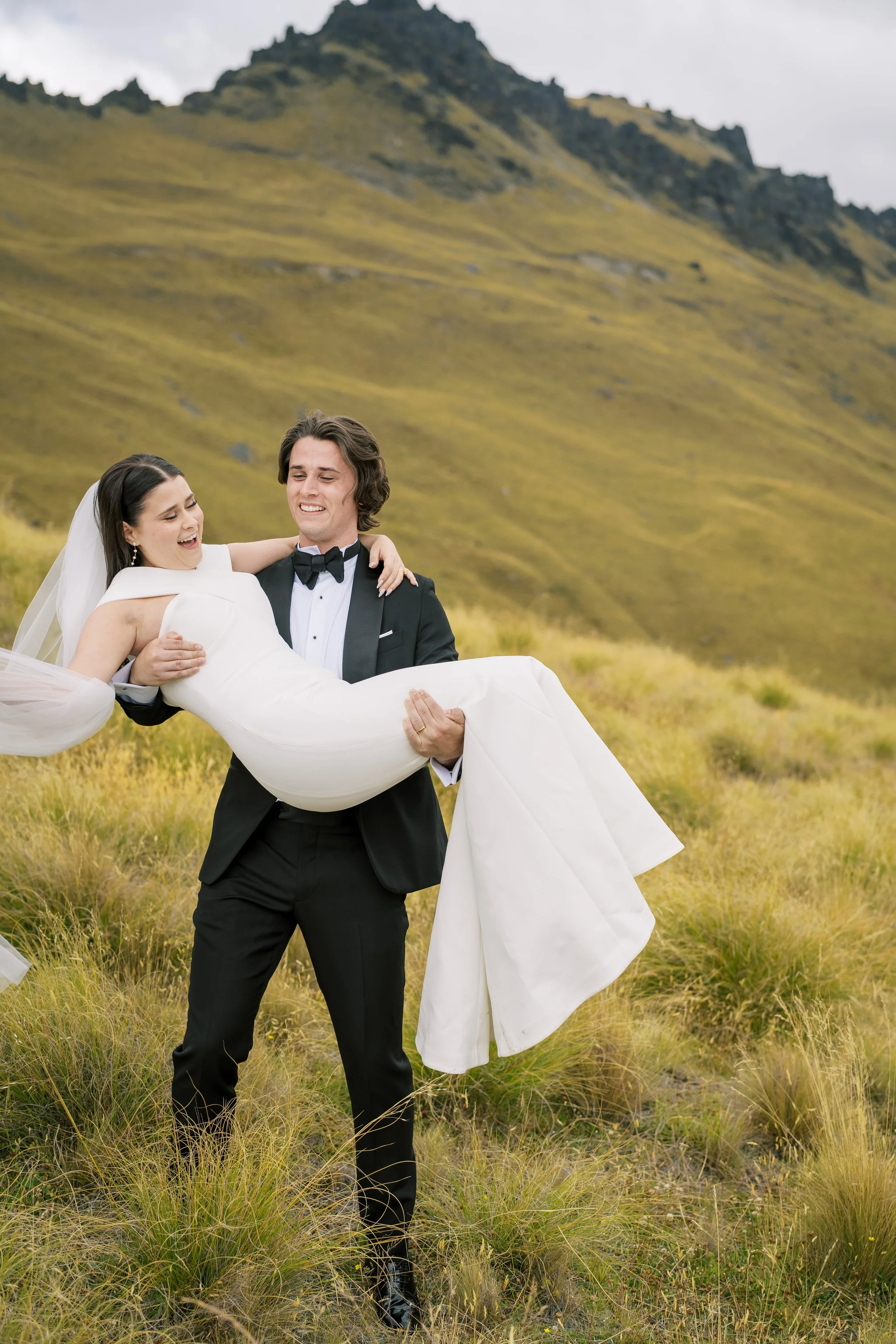 queenstown-helicopter-bayonet-peakk-wedding-scottt00039.jpg