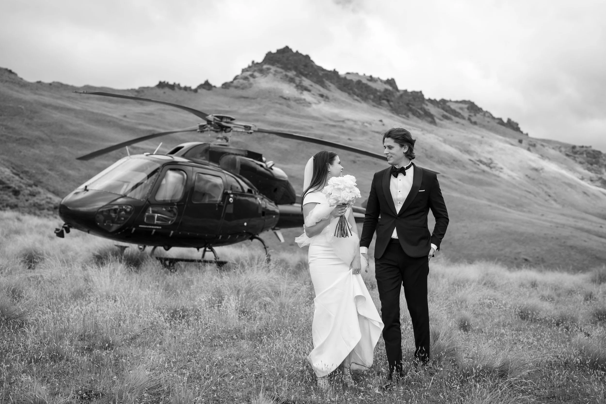 queenstown-helicopter-bayonet-peakk-wedding-scottt00004.jpg