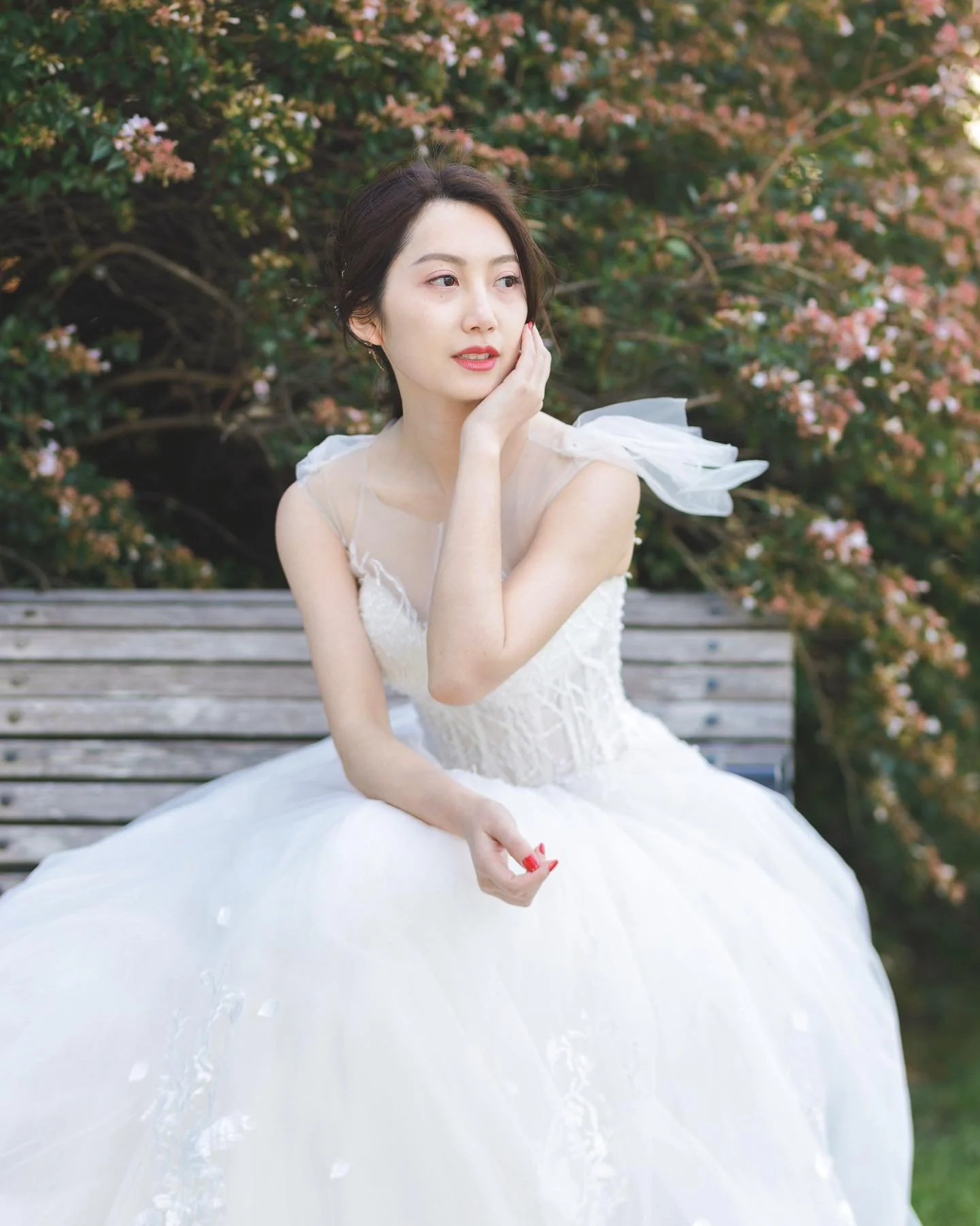 Beautiful wedding dress rental in Queenstown New Zealand
Bust: 75-90cm / Waist 65-72cm (S-M)
Link in Bio for more packages information 
Photo @feliximage
Hair&Makeup @yuki.makeupartist 
#queenstownweddingdress #queenstownweddingdresshire #wed