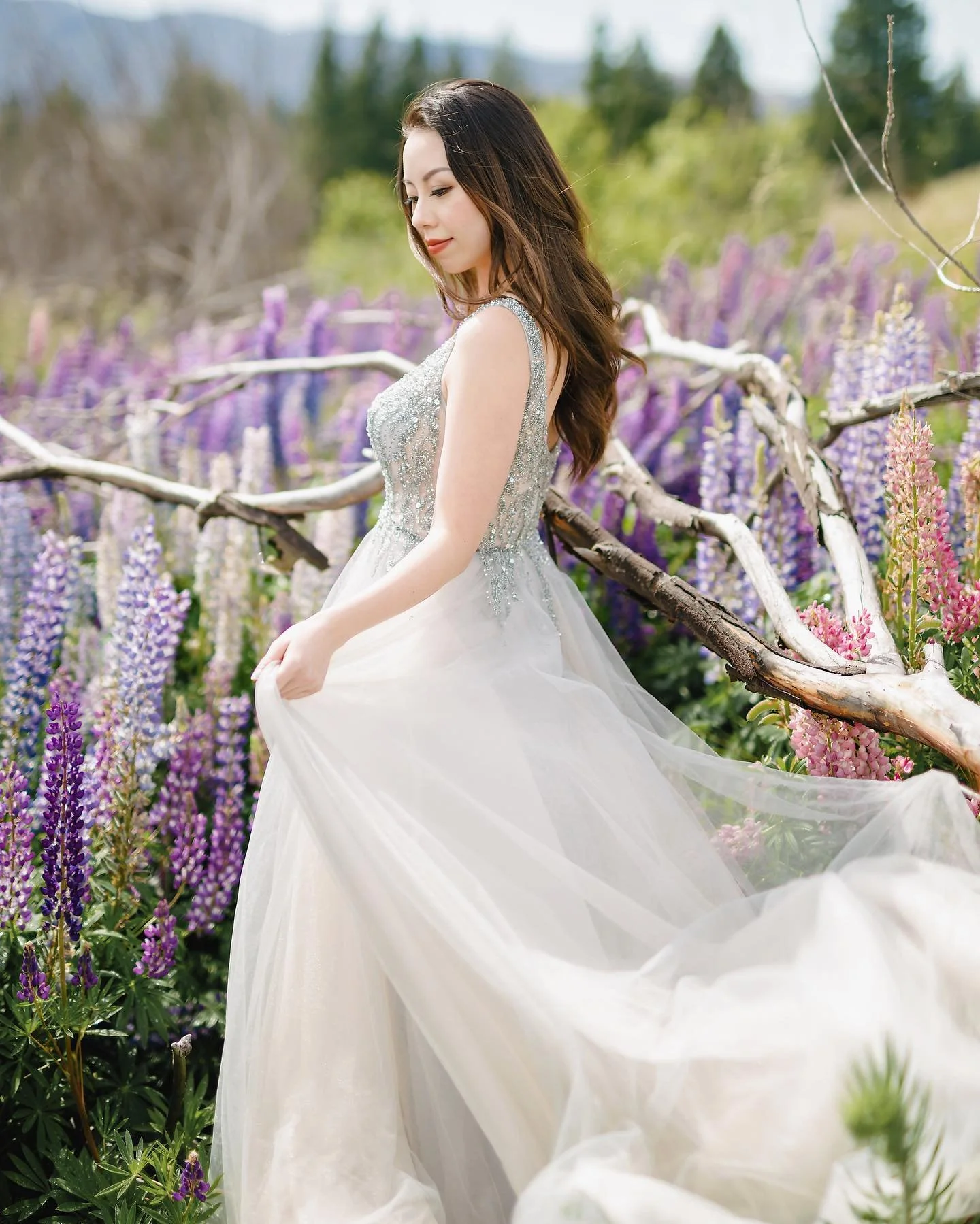 Beautiful wedding dress rental in Queenstown New Zealand
Bust: 88cm / Waist 70cm (M)
Link in Bio for more packages information 
Photo @feliximage
Hair&Makeup @yuki.makeupartist 
#queenstownweddingdress #queenstownweddingdresshire #weddingdres