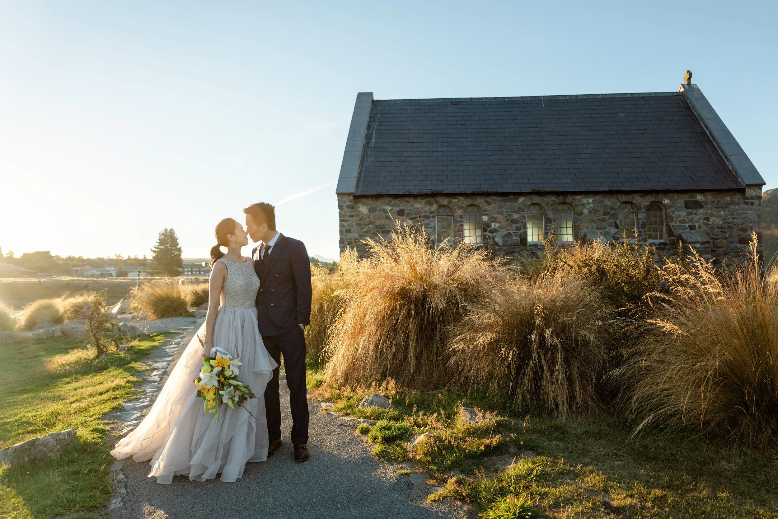 lake tekapo good shepherd church wedding