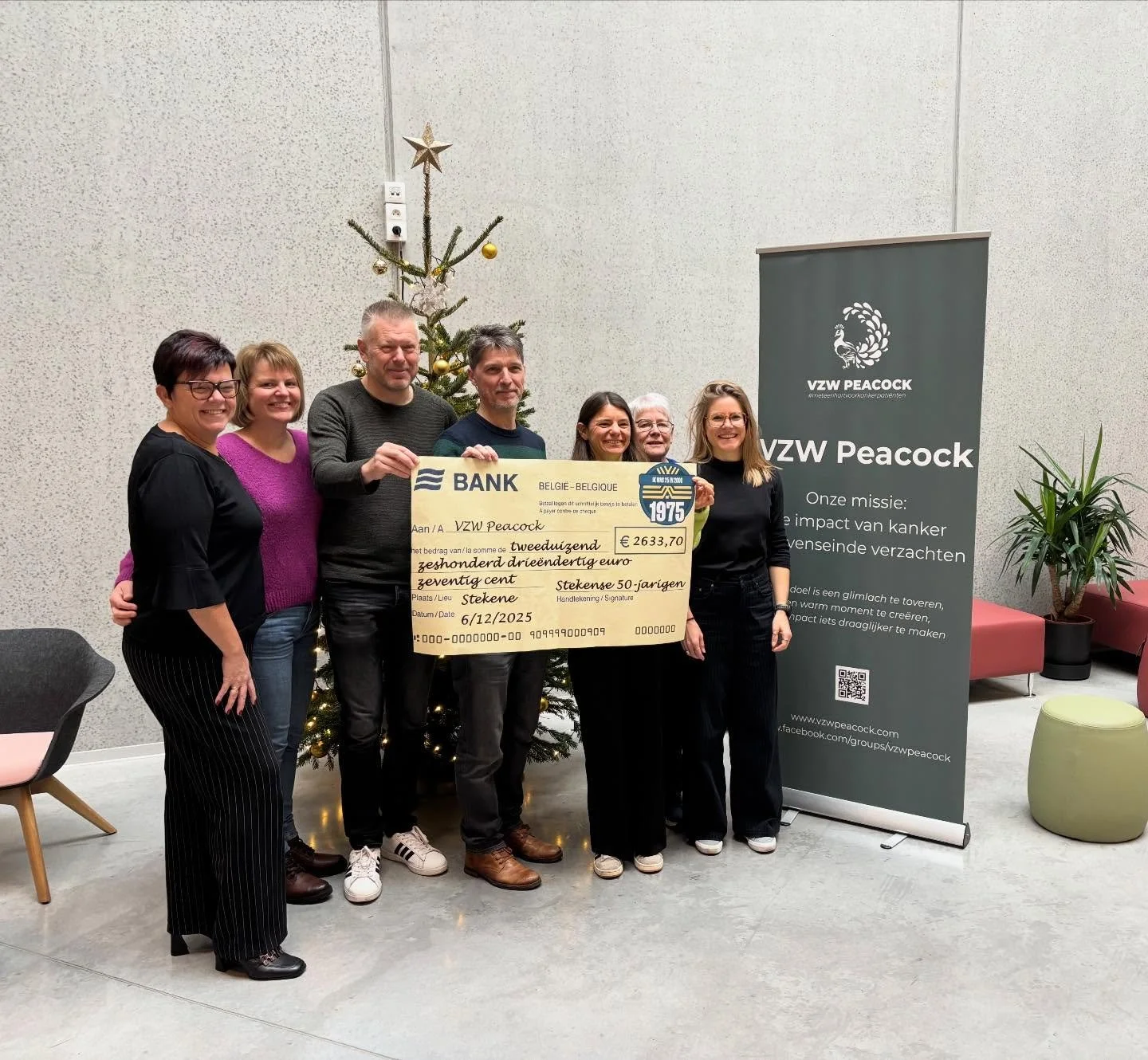 50-jarigen eten, drinken en dansen 2.634 euro bij elkaar voor VZW Peacock