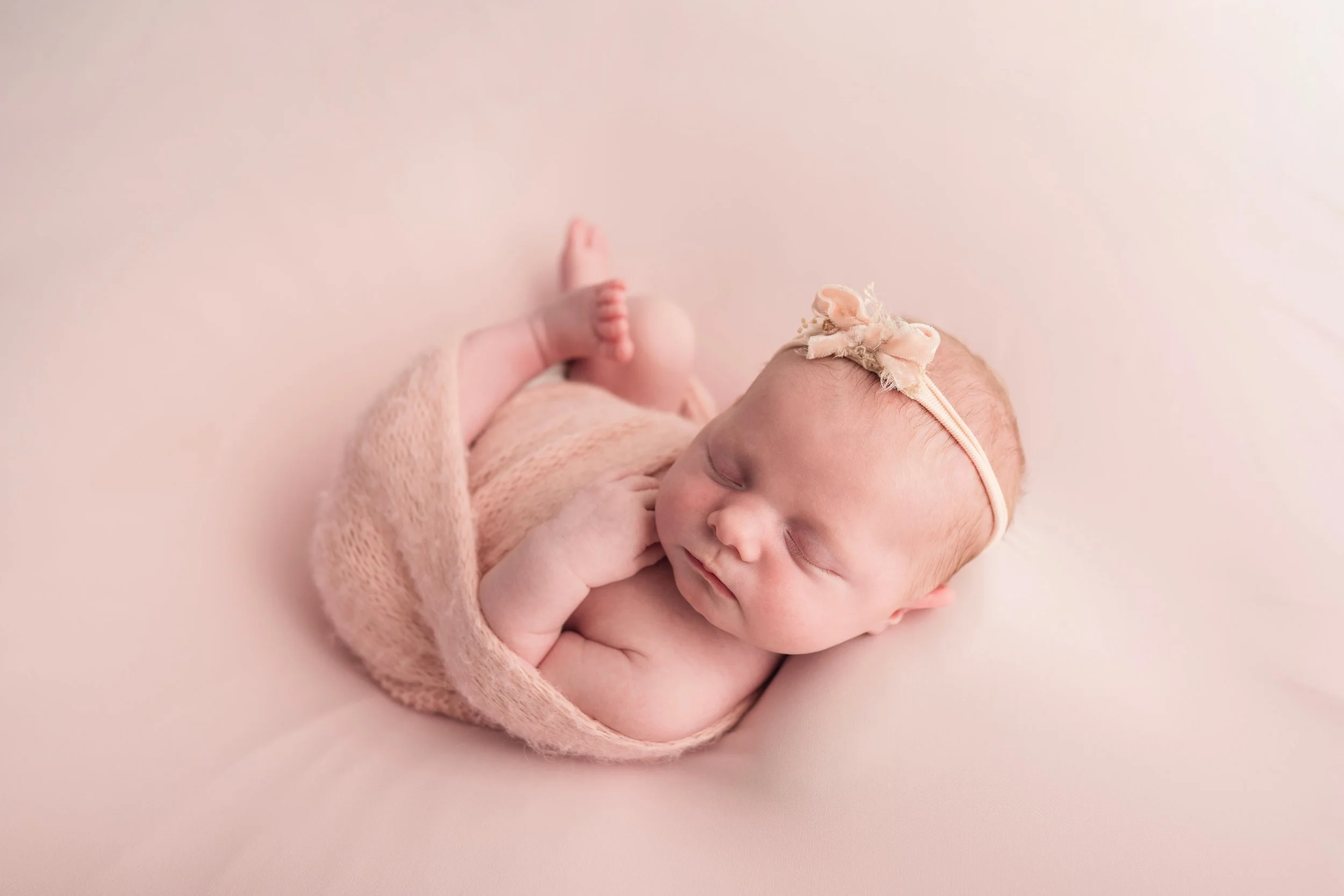 newborn-hannah-elizabeth-photography-95.jpg