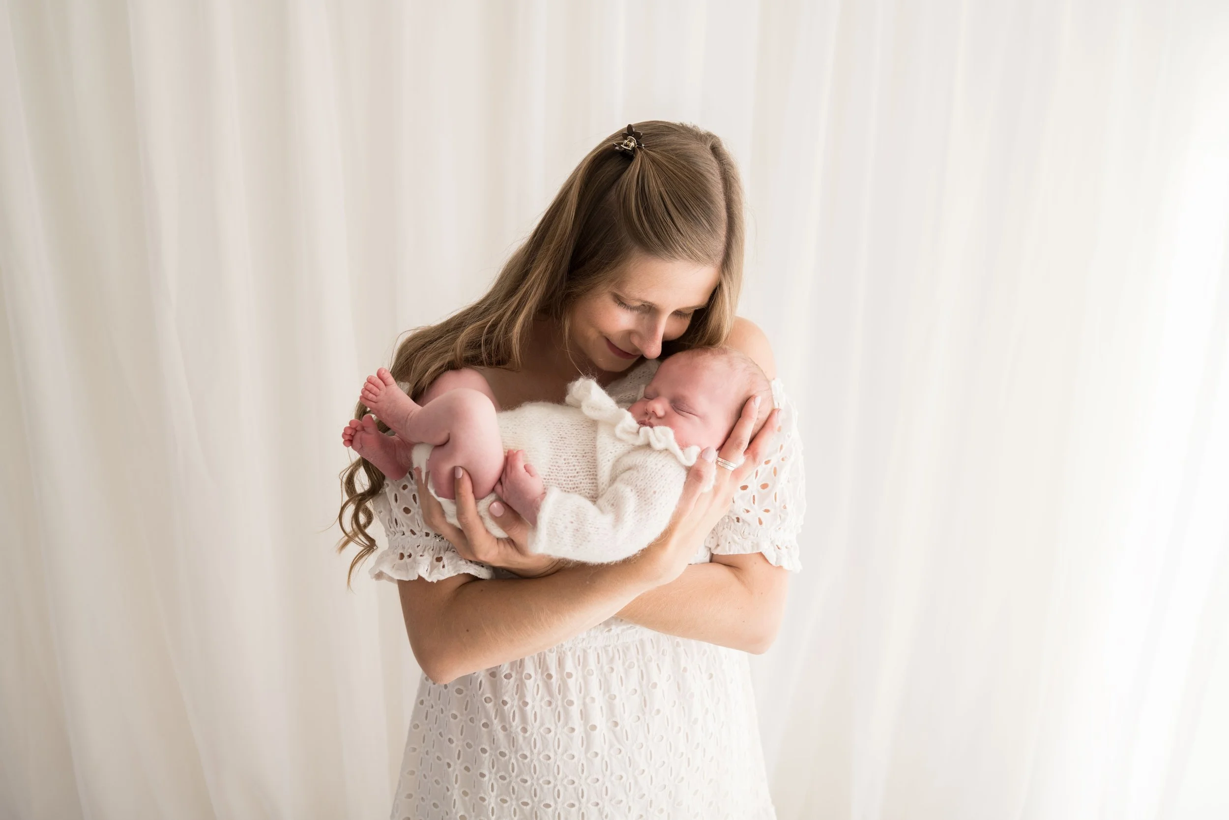 Newborn Photography in Lydney – Capturing the Earliest Moments