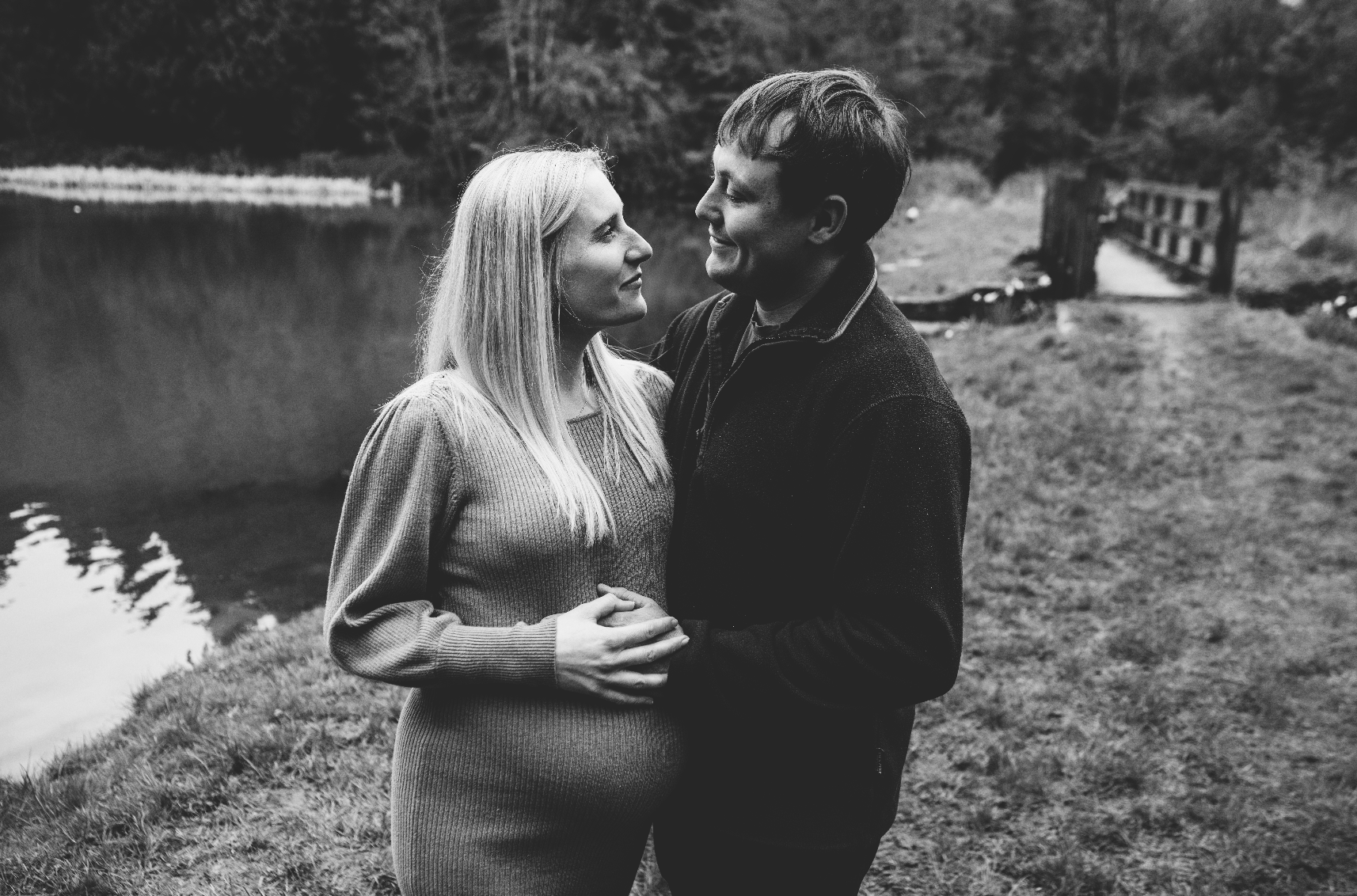 lydney-outdoor-maternity-photography6.png