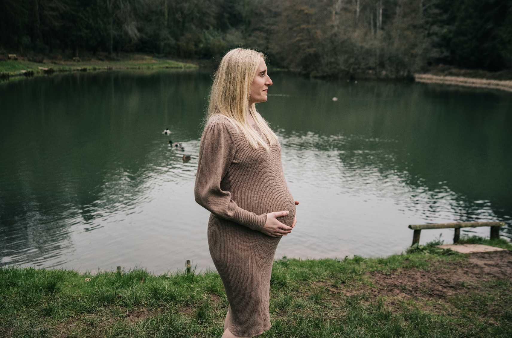 lydney-outdoor-maternity-photography10.png